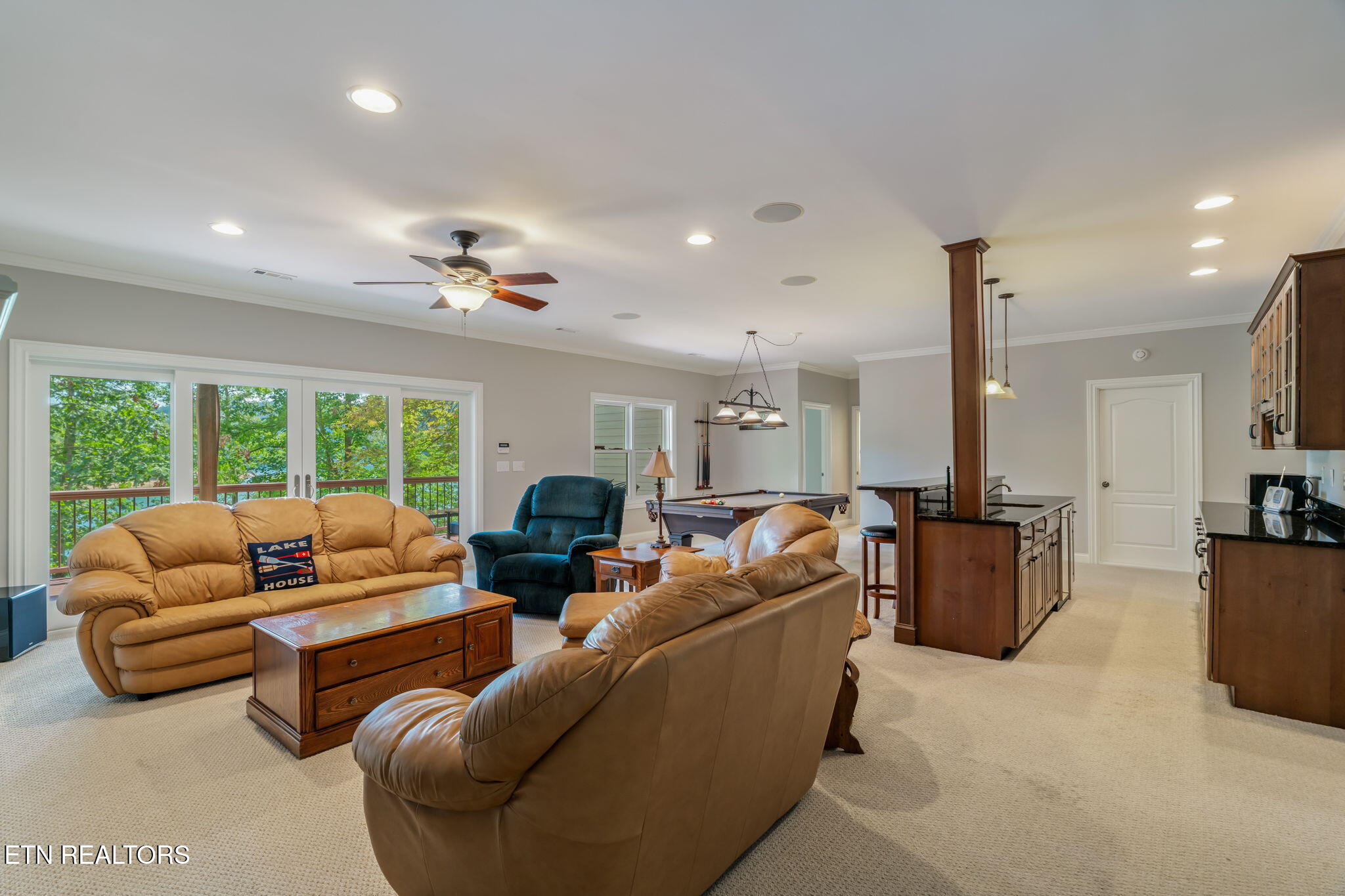 455 S Shorewood Lane Caryville TN 37714