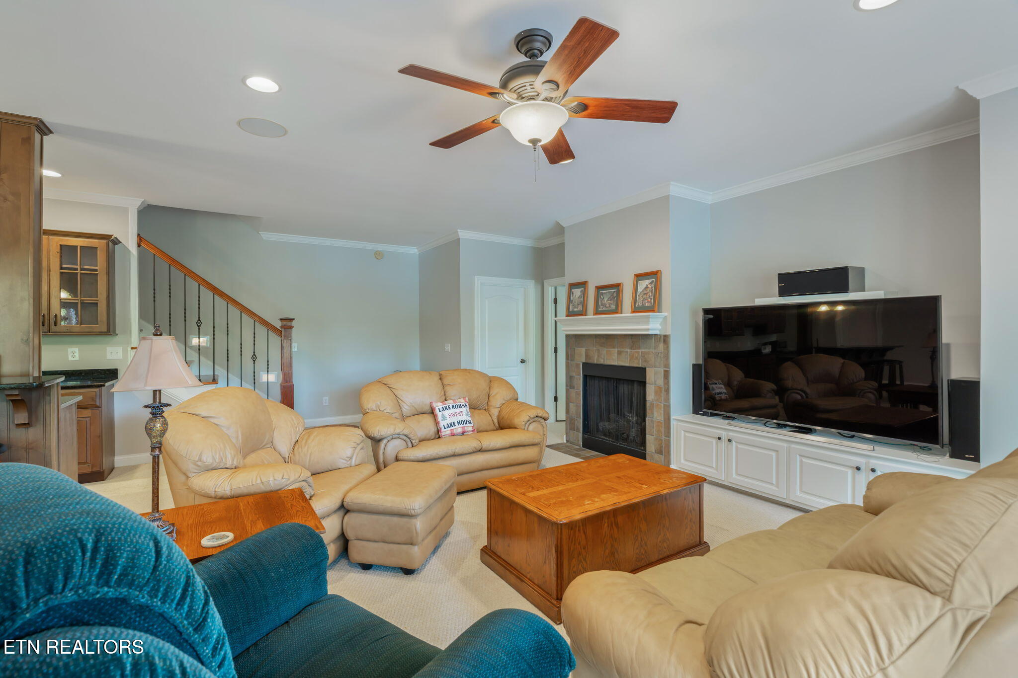 455 S Shorewood Lane Caryville TN 37714