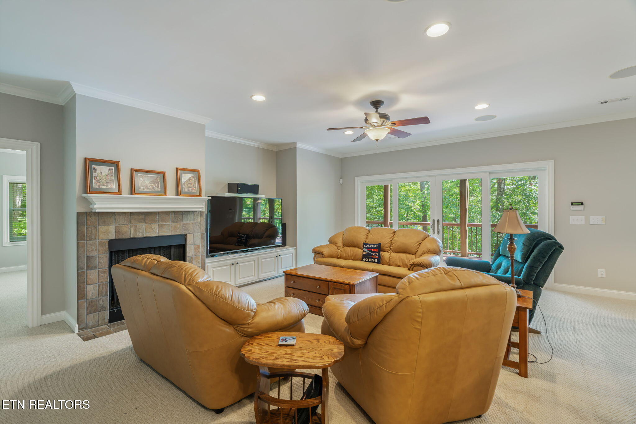 455 S Shorewood Lane Caryville TN 37714