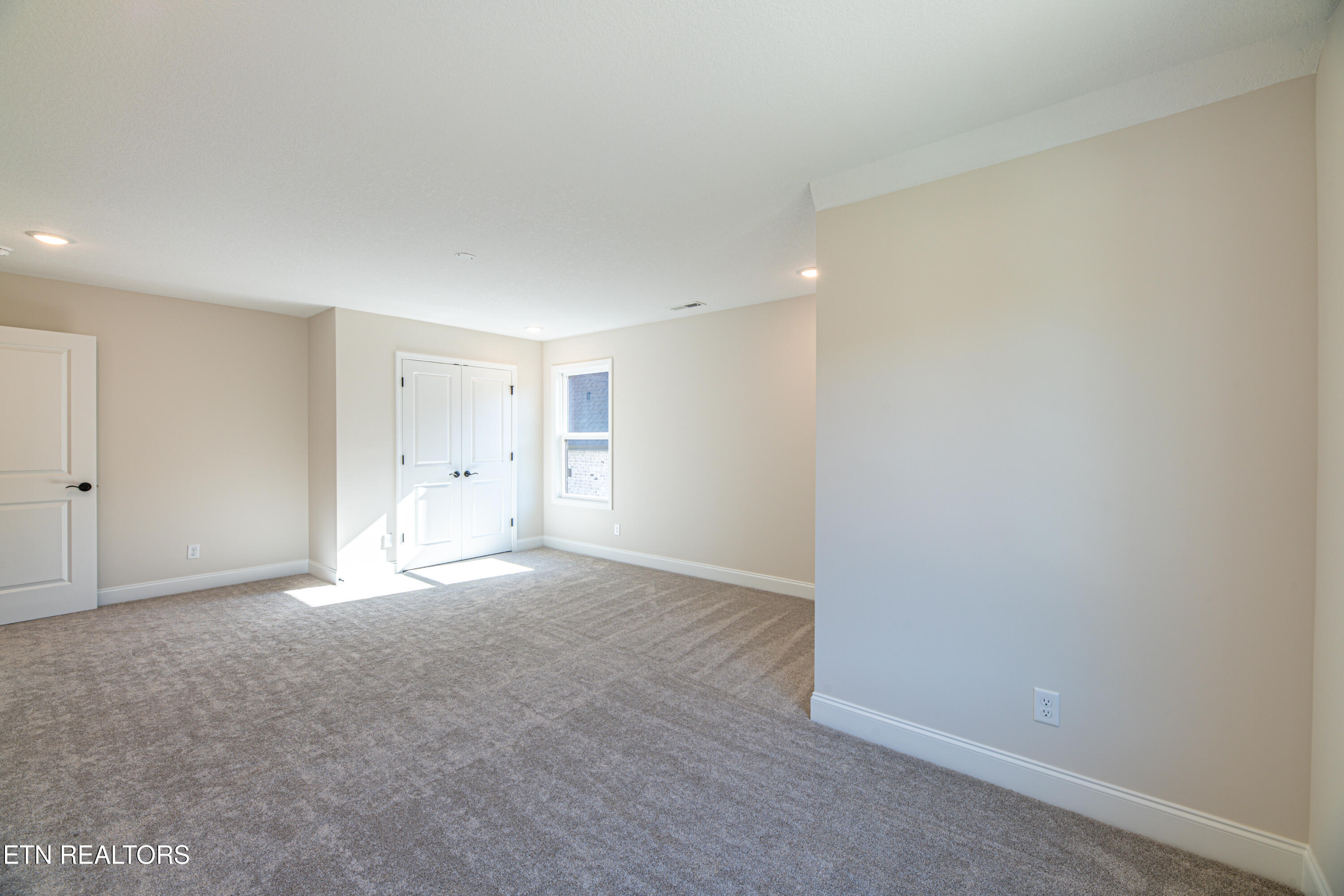 1624 Misty Lake Drive Knoxville TN 37932