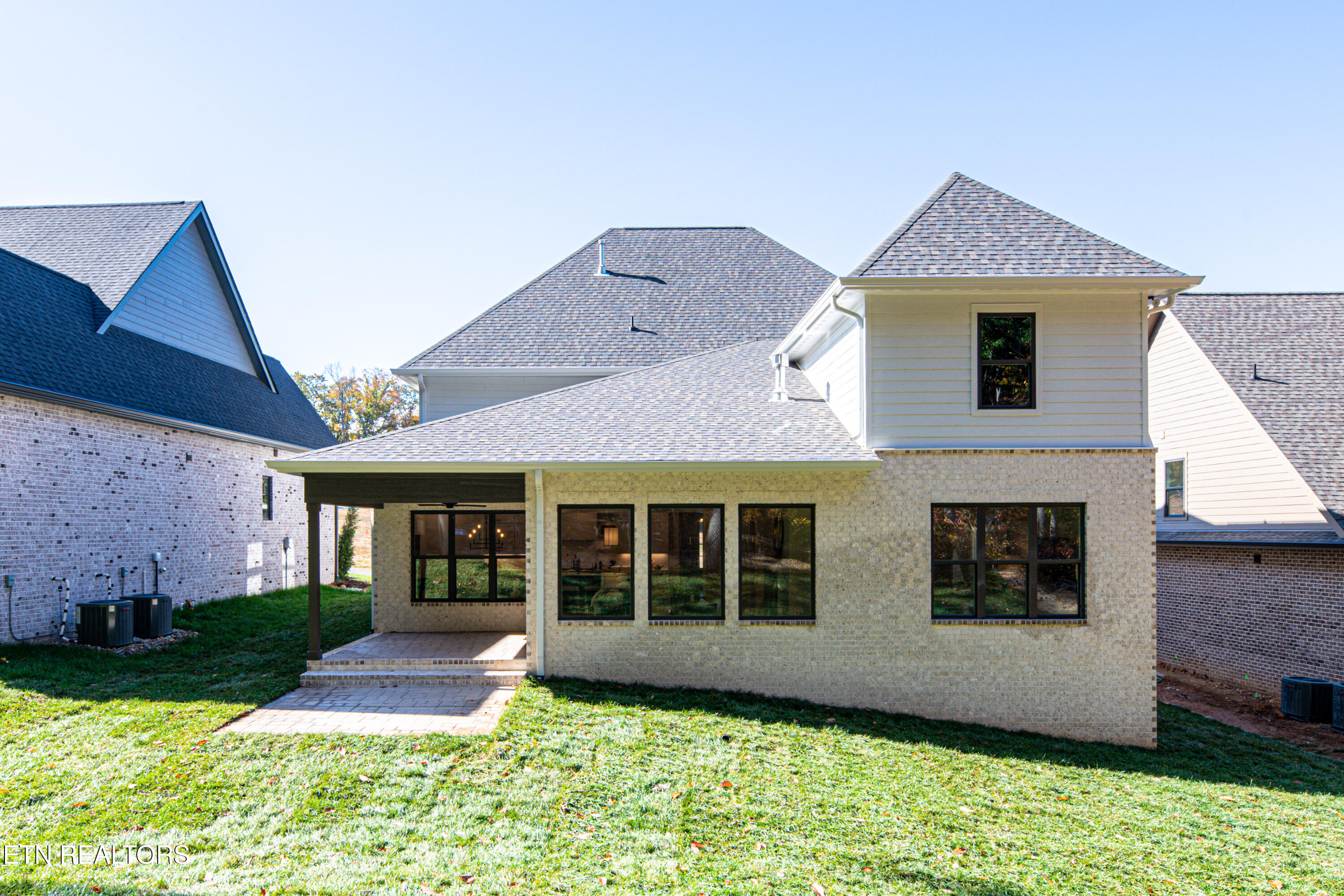 1624 Misty Lake Drive Knoxville TN 37932