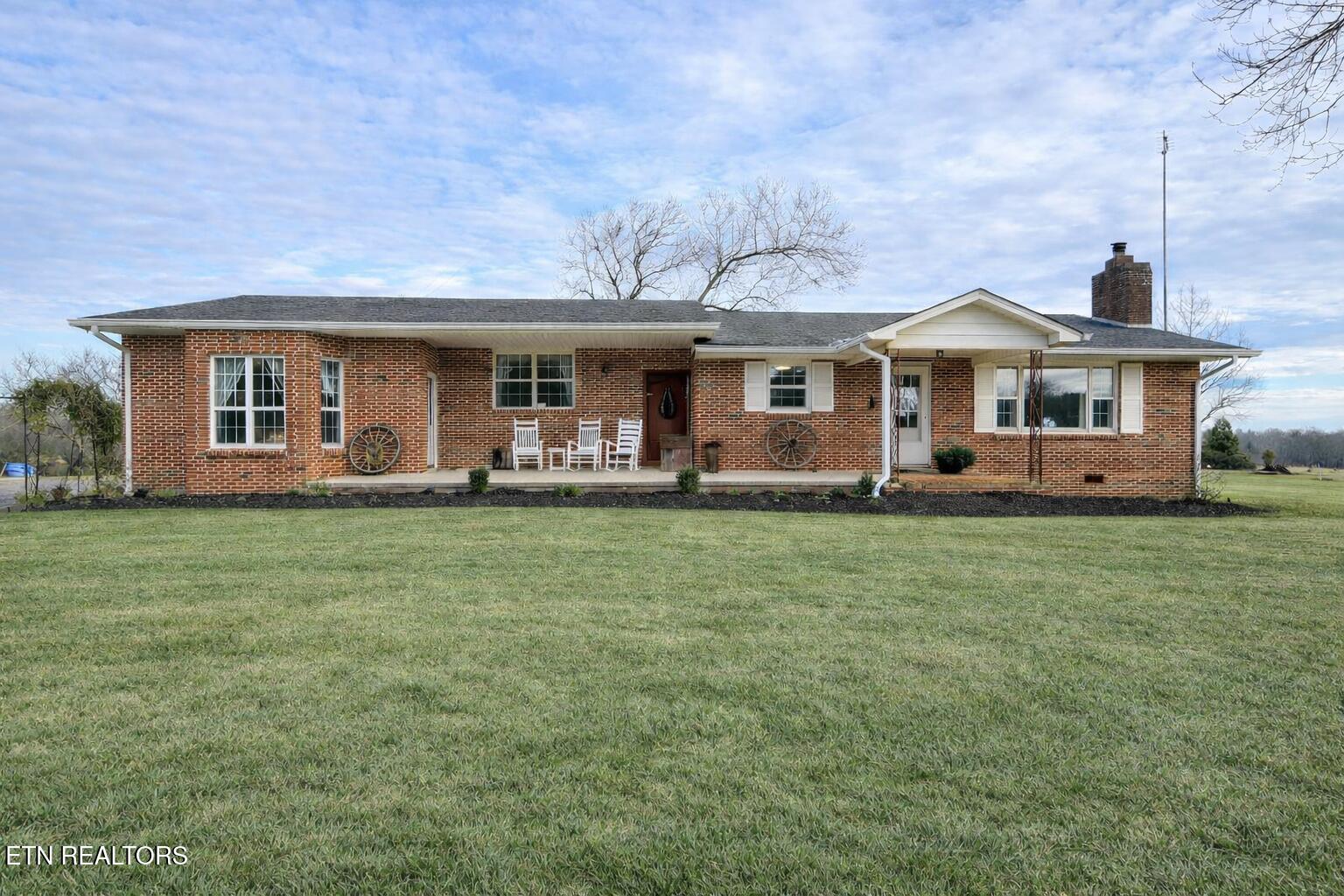 1680 Doc Loy Road Grandview TN 37337