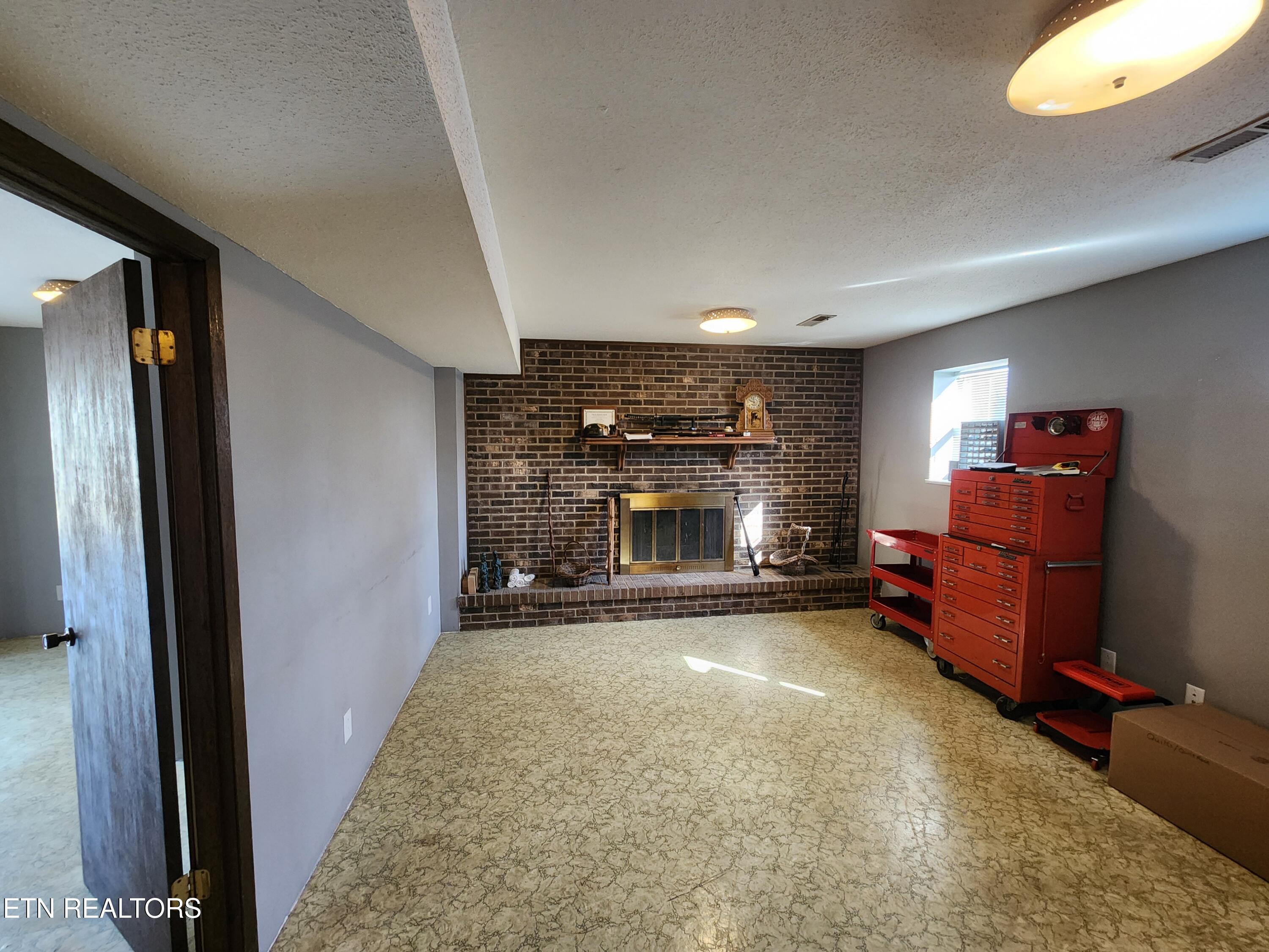7816 Ashley Road Powell TN 37849