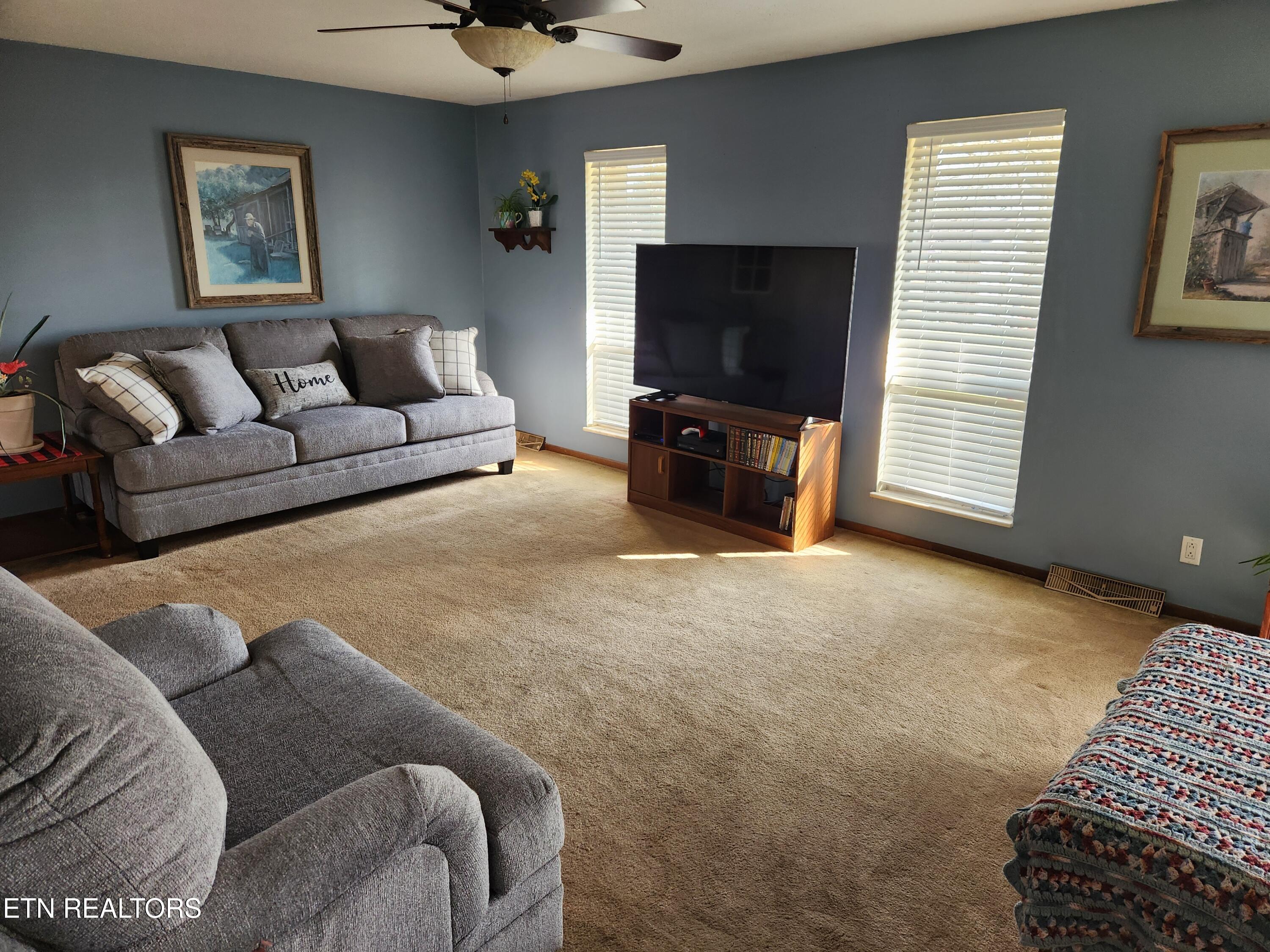 7816 Ashley Road Powell TN 37849