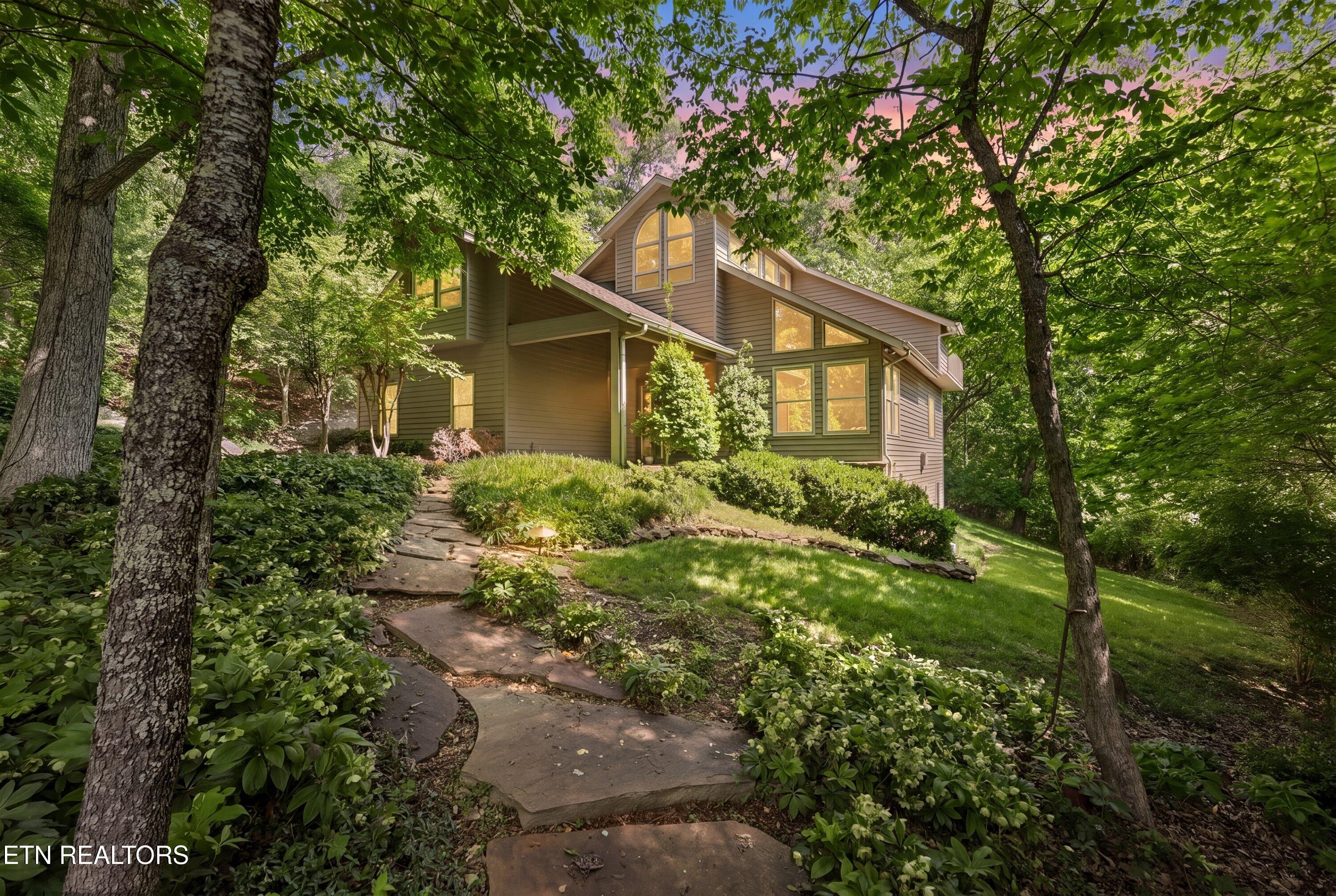 8940 Kelsey Lane Knoxville TN 37922