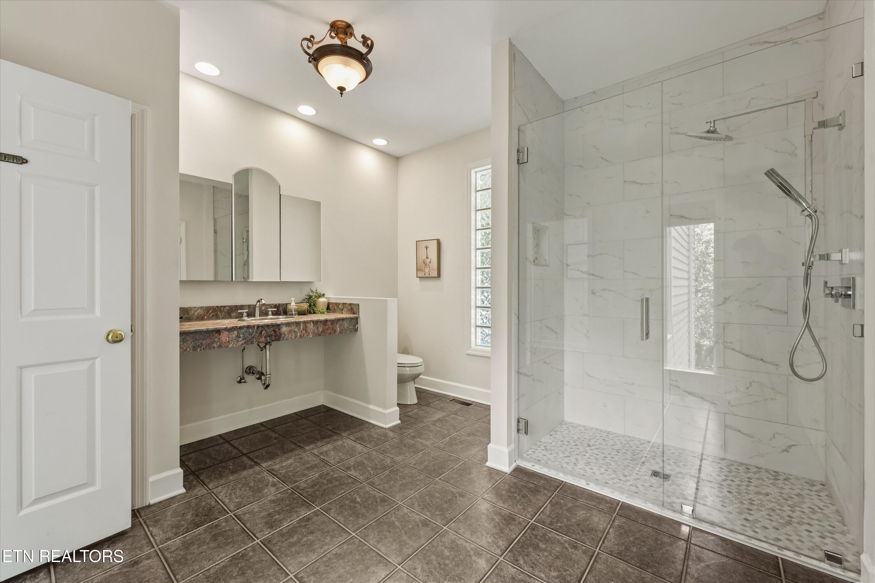 8940 Kelsey Lane Knoxville TN 37922
