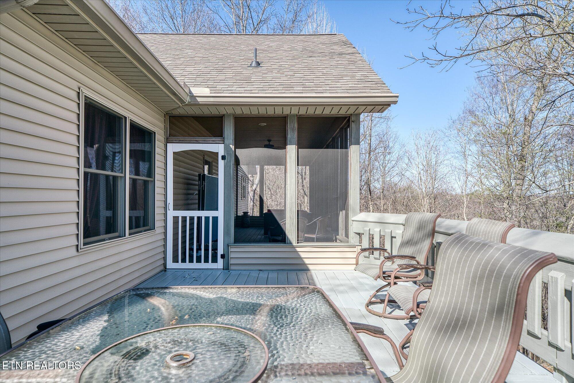566 Mallard Pointe Road Byrdstown TN 38549