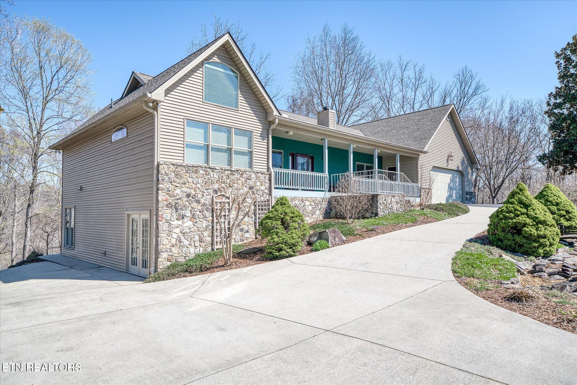 566 Mallard Pointe Road Byrdstown TN 38549