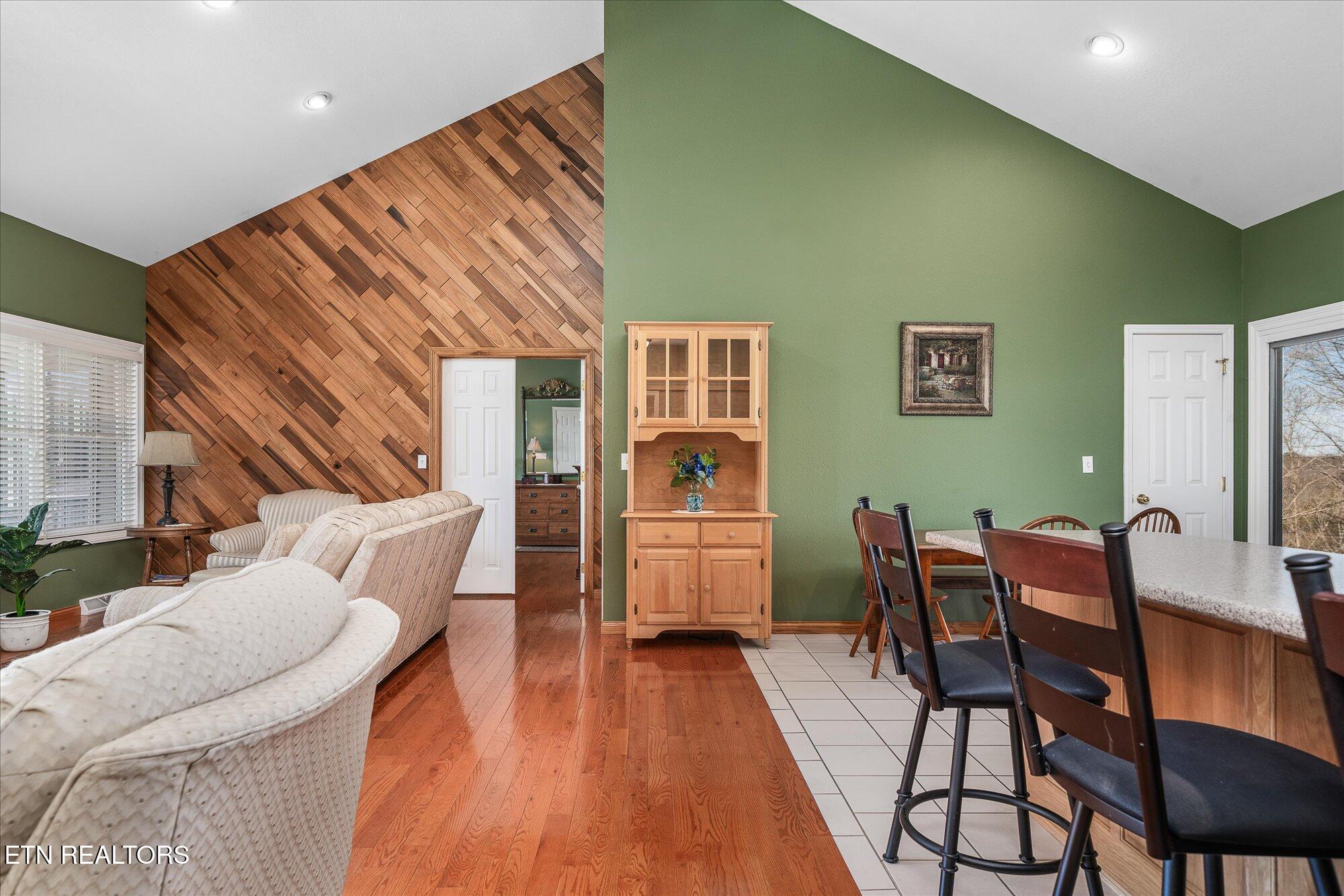 566 Mallard Pointe Road Byrdstown TN 38549