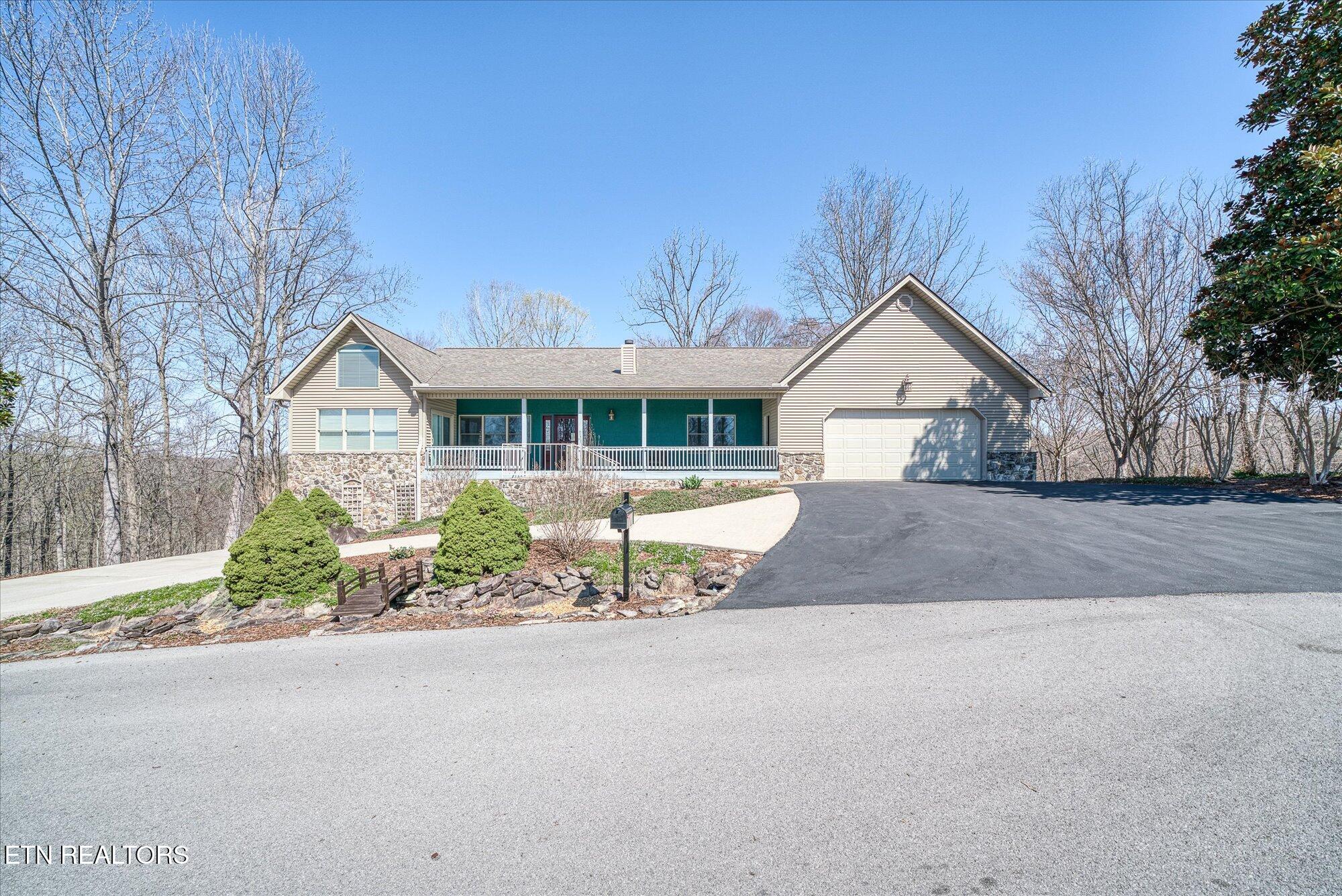 566 Mallard Pointe Road Byrdstown TN 38549