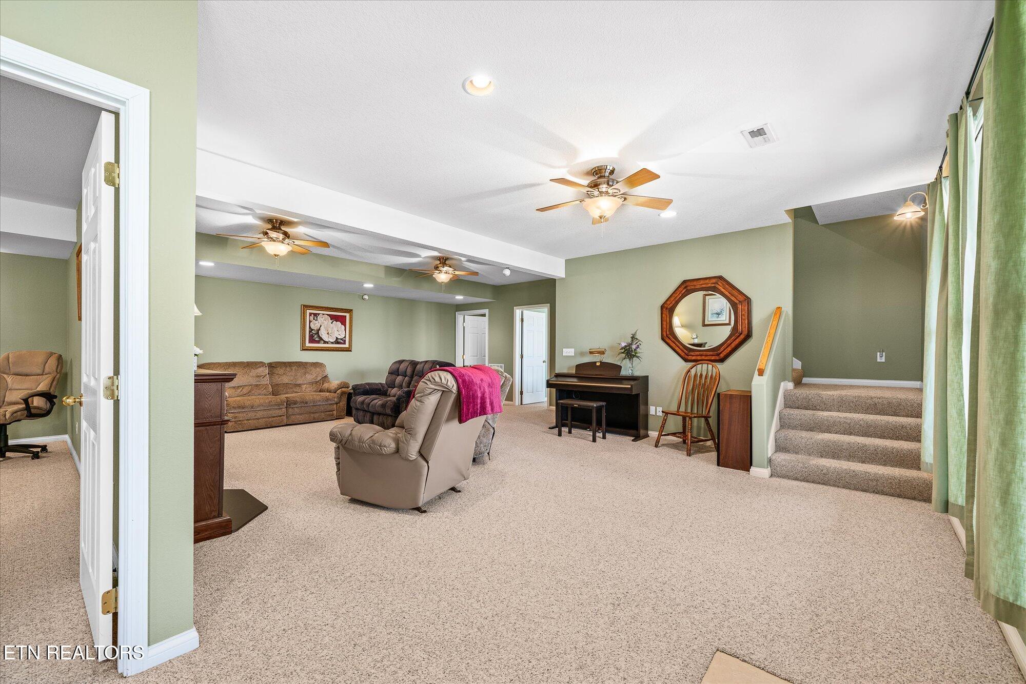 566 Mallard Pointe Road Byrdstown TN 38549