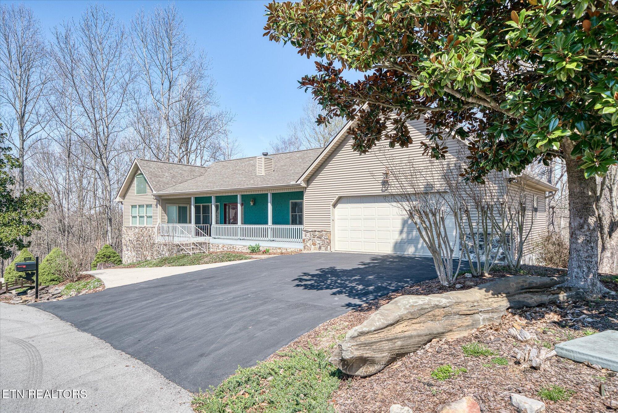 566 Mallard Pointe Road Byrdstown TN 38549