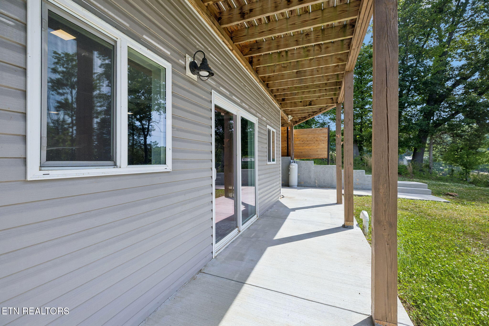 408 Ernie Roberts Road Rutledge TN 37861