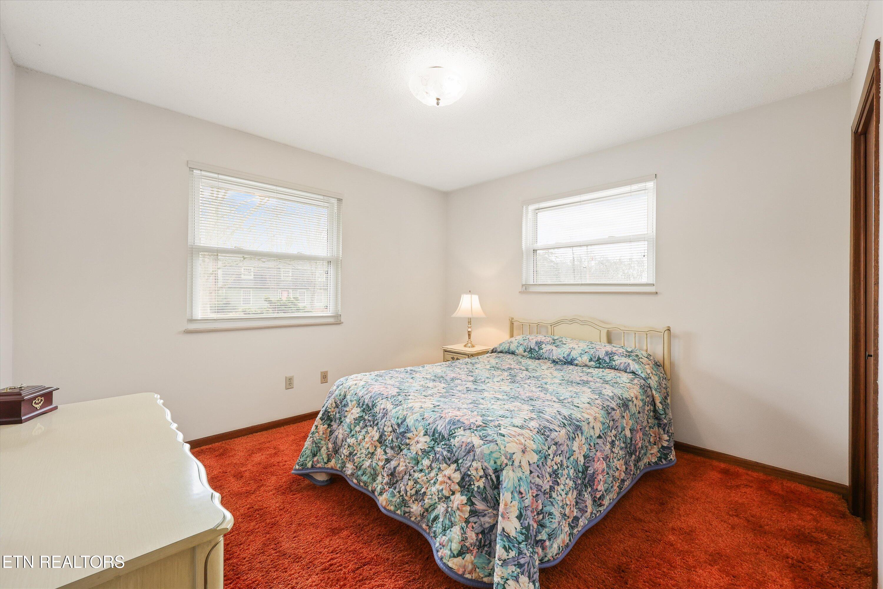 605 Woodland Drive Clinton TN 37716