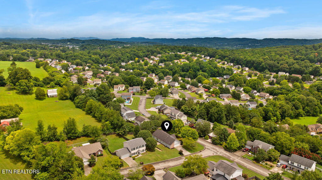 8301 Encounter Trail Powell TN 37849
