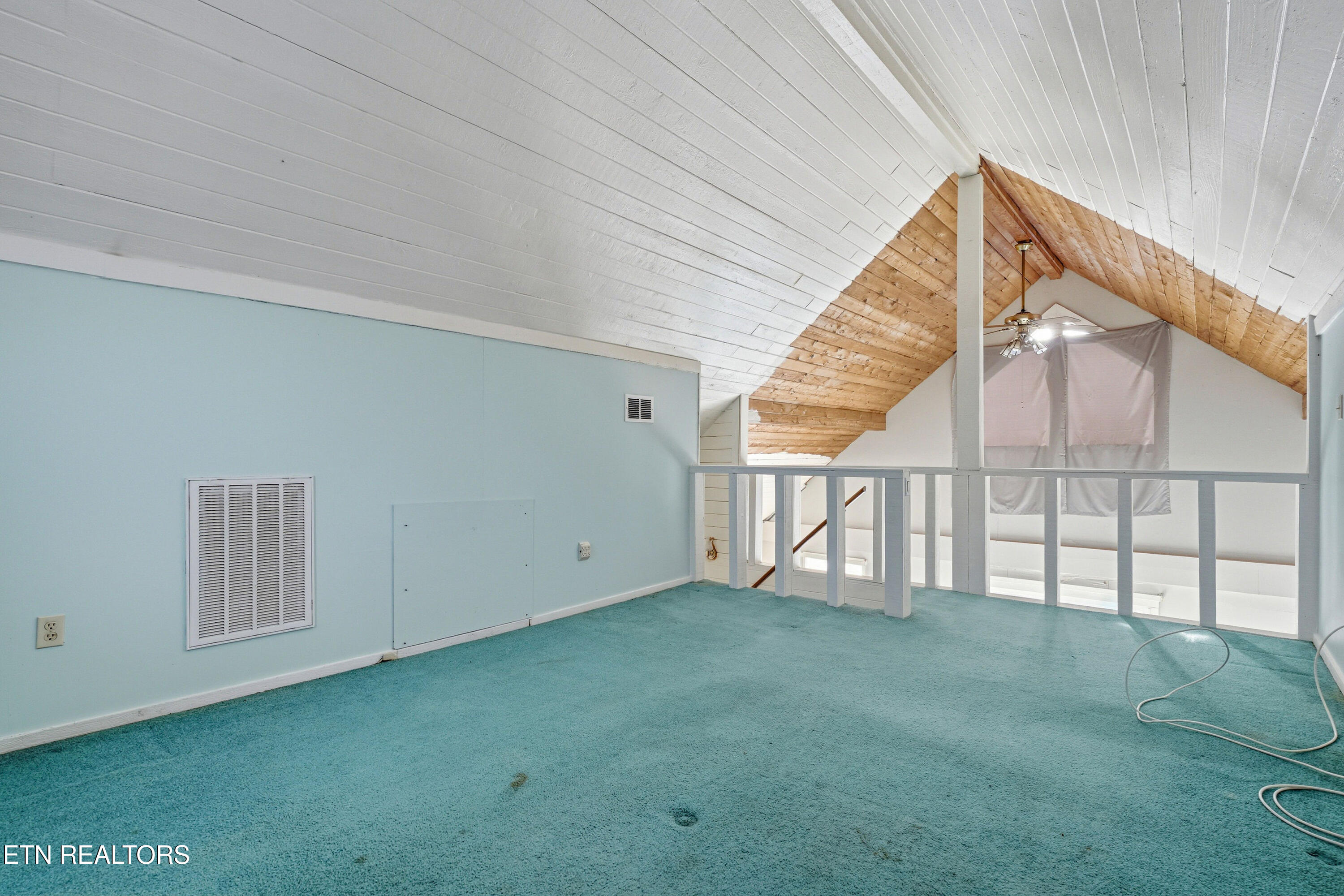 2812 Burnett Drive Kodak TN 37764