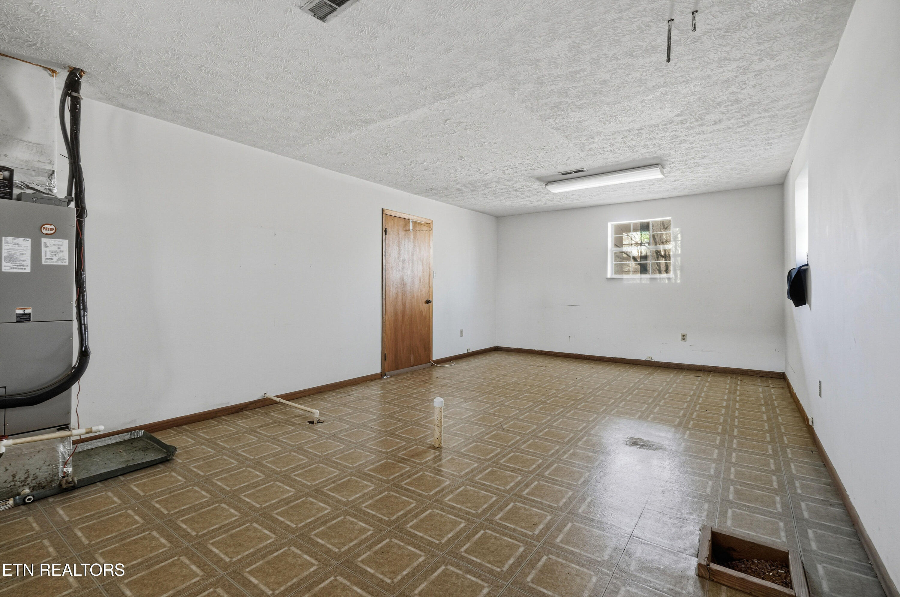 2812 Burnett Drive Kodak TN 37764