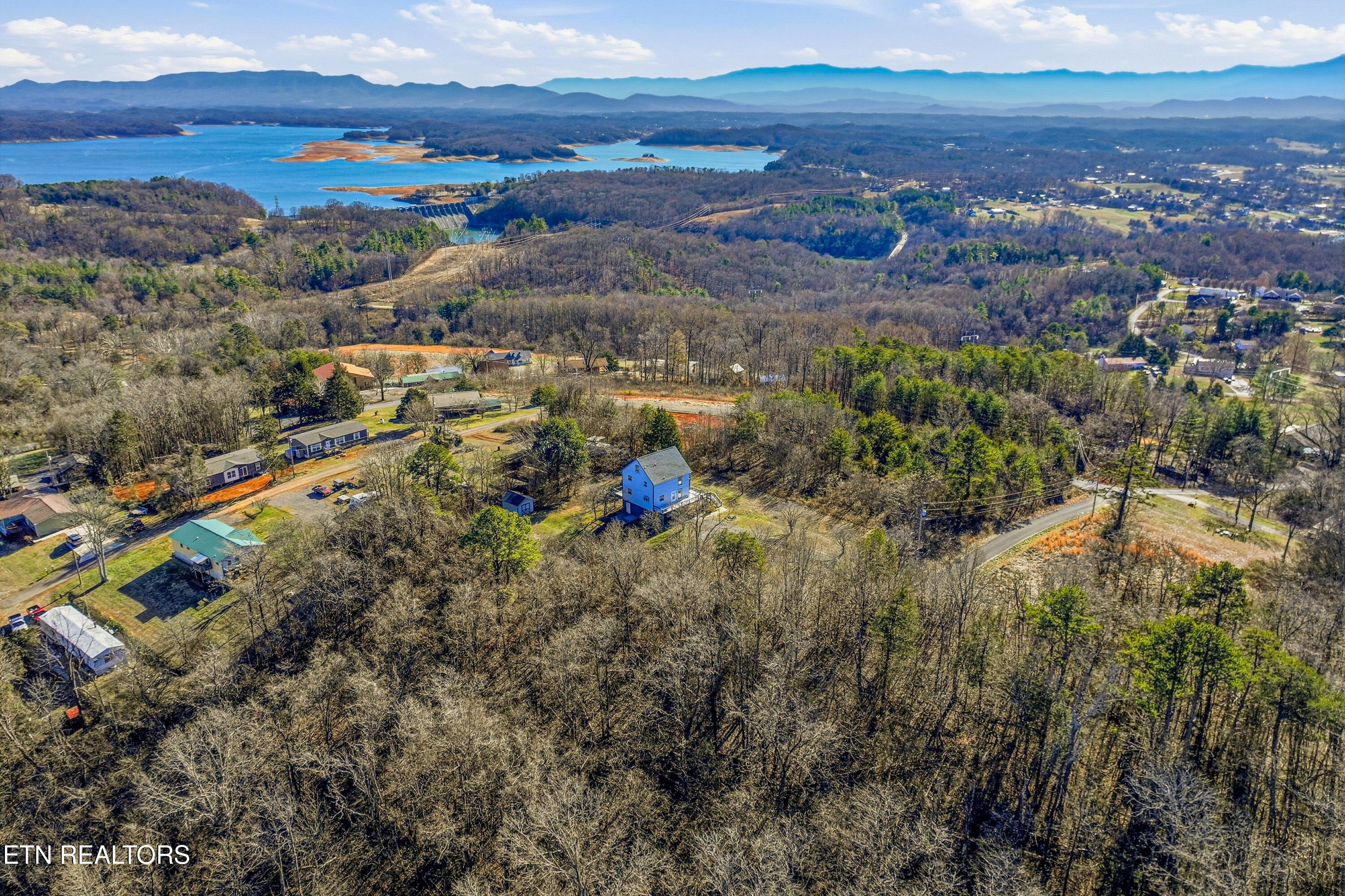 2812 Burnett Drive Kodak TN 37764