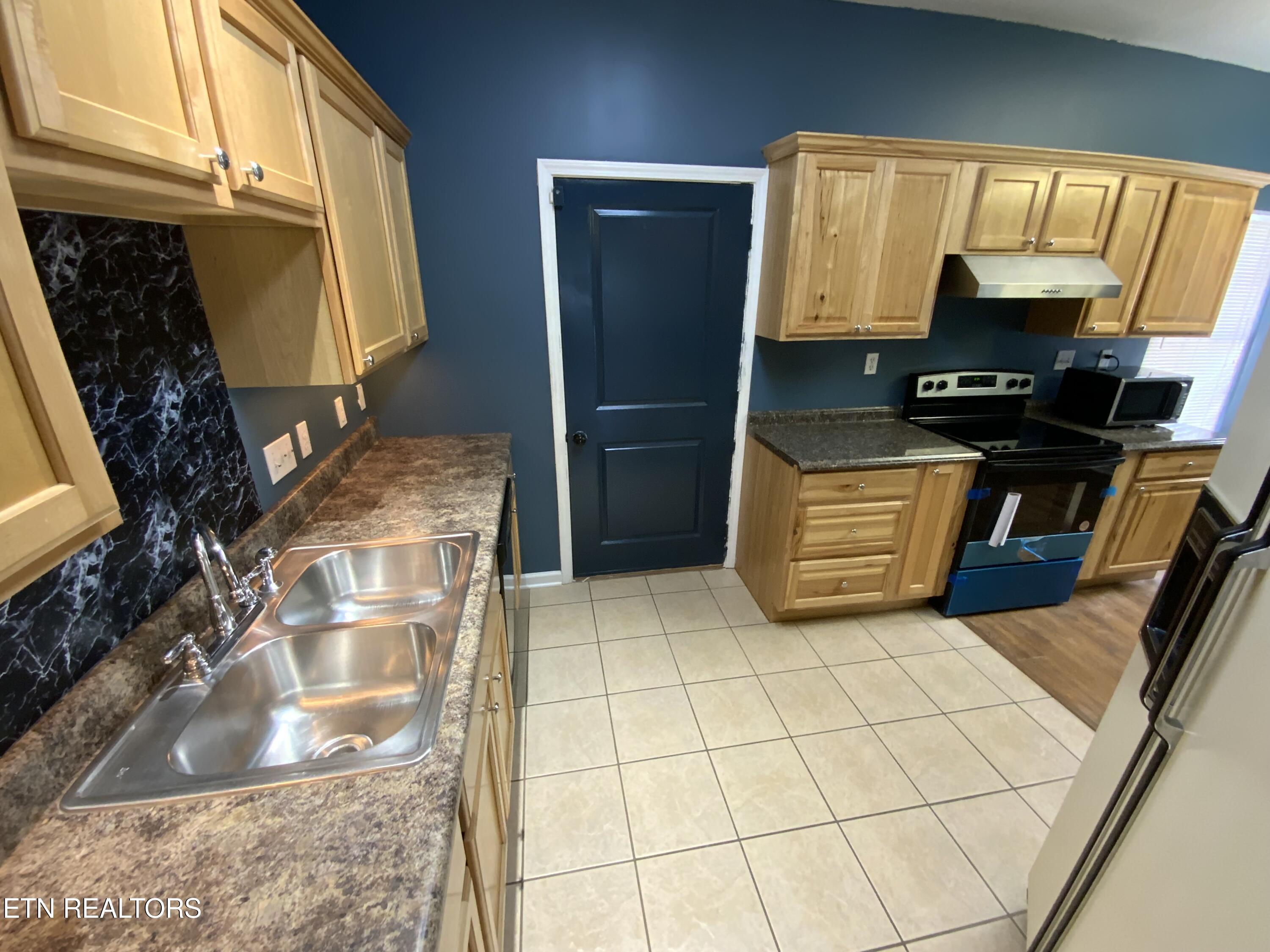 143 Manhattan Avenue Oak Ridge TN 37830