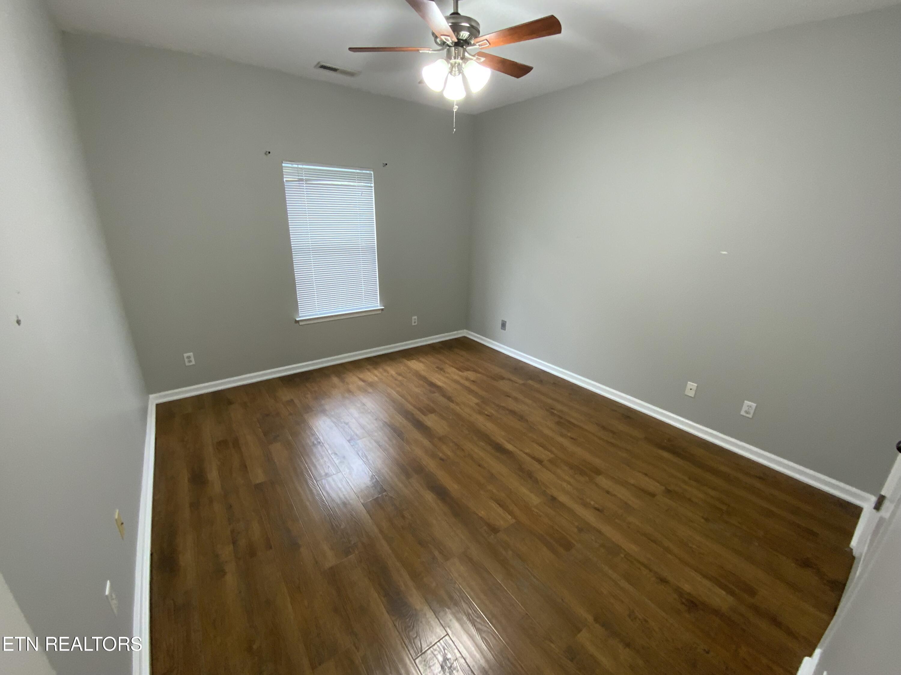 143 Manhattan Avenue Oak Ridge TN 37830
