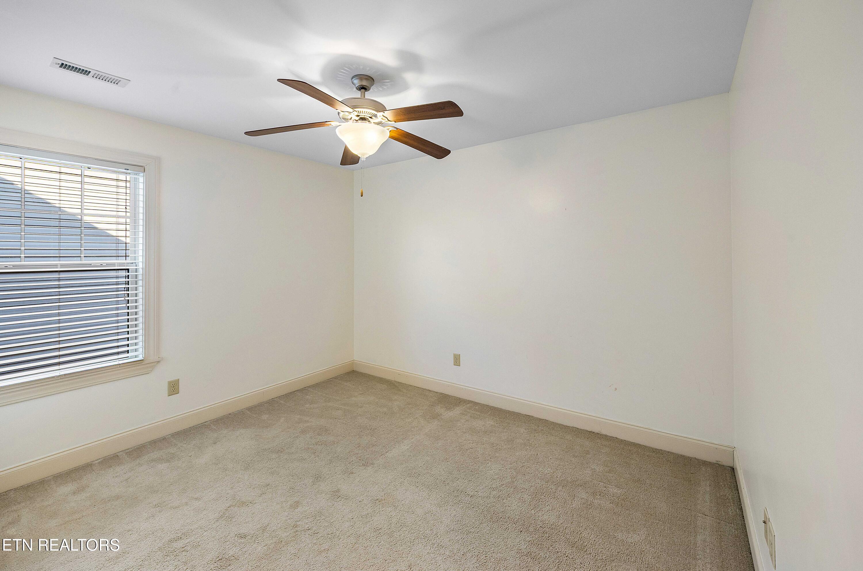 12056 Woodhollow Lane Knoxville TN 37932