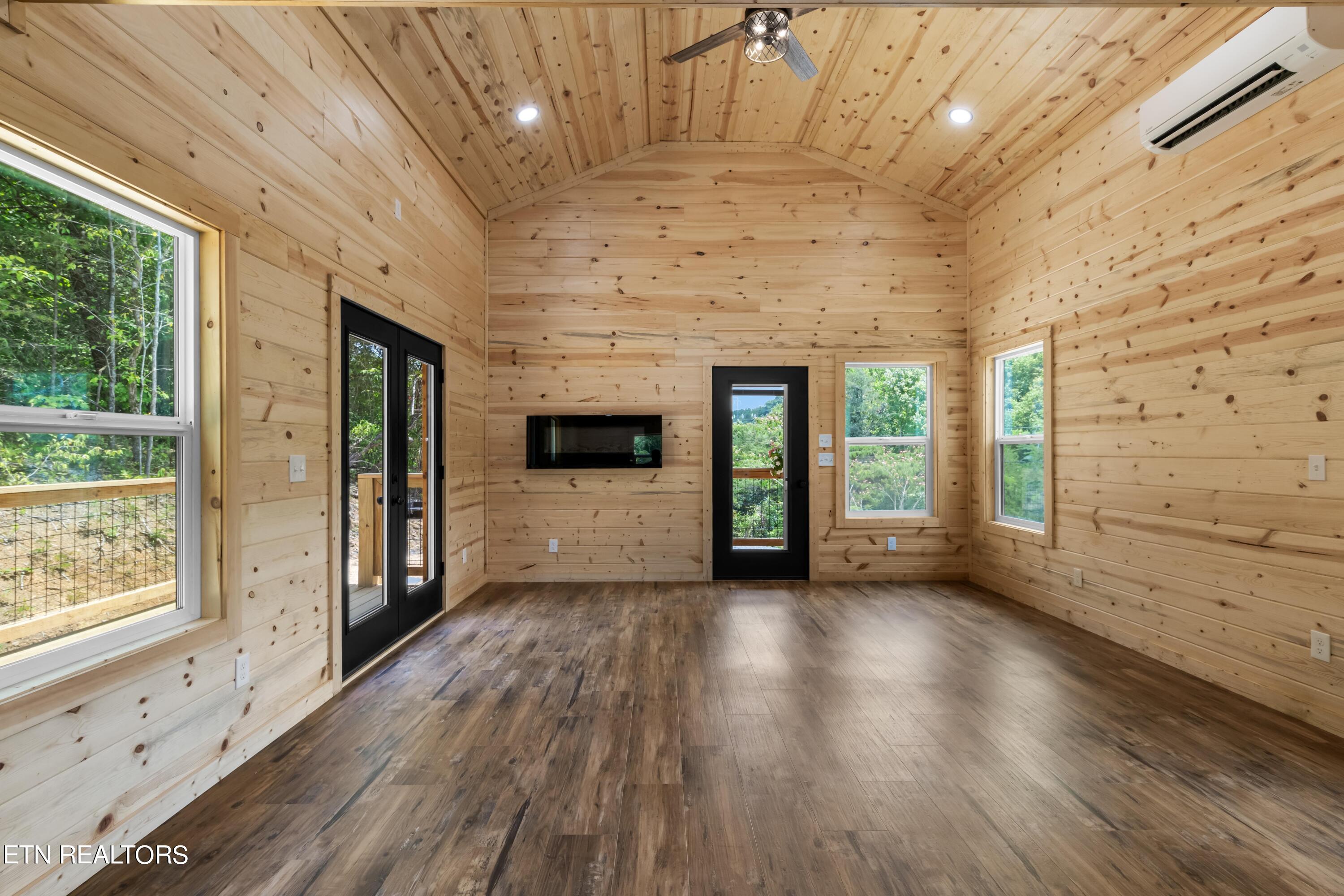 1210 Powder Springs Road Sevierville TN 37876