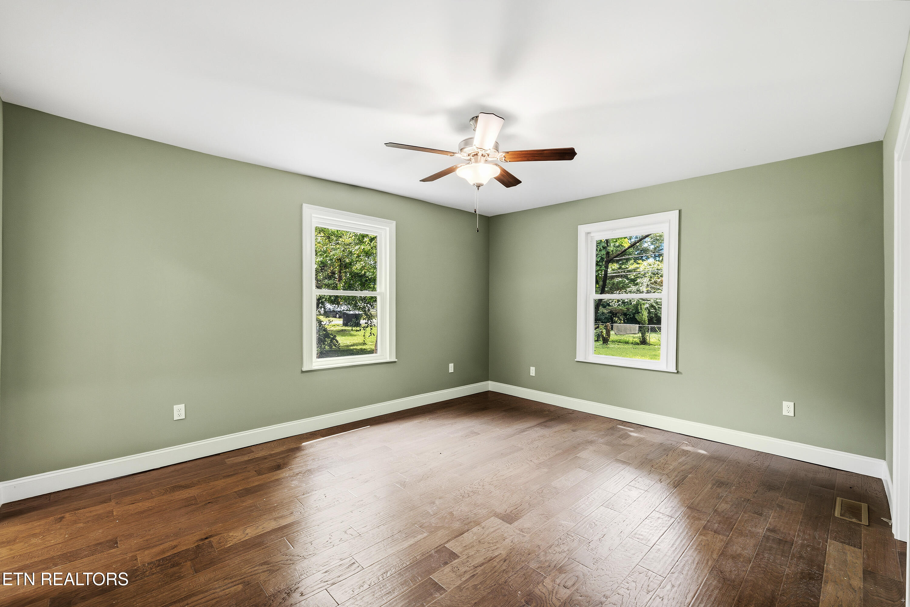 2456 Woodbine Avenue Knoxville TN 37917