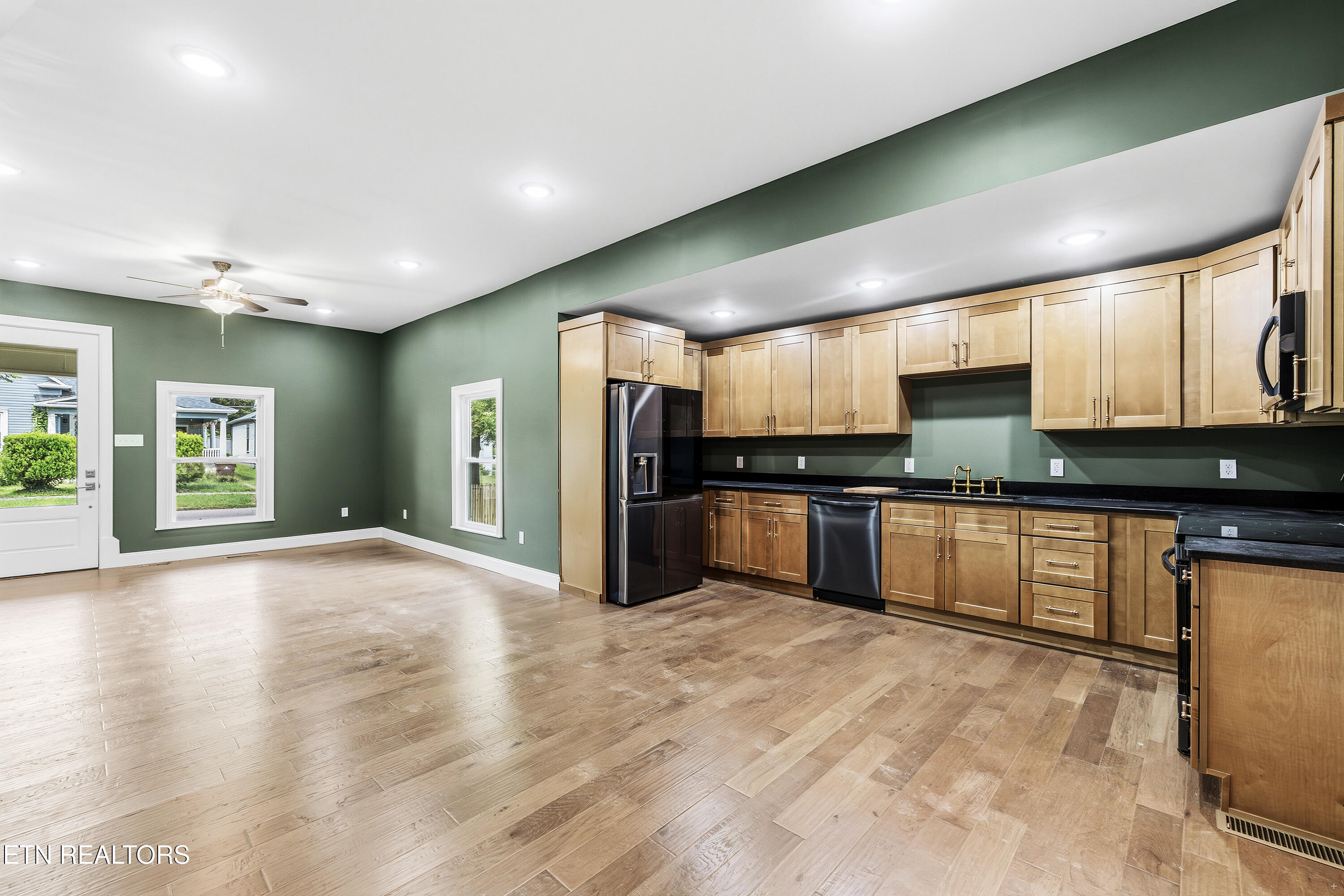 2456 Woodbine Avenue Knoxville TN 37917