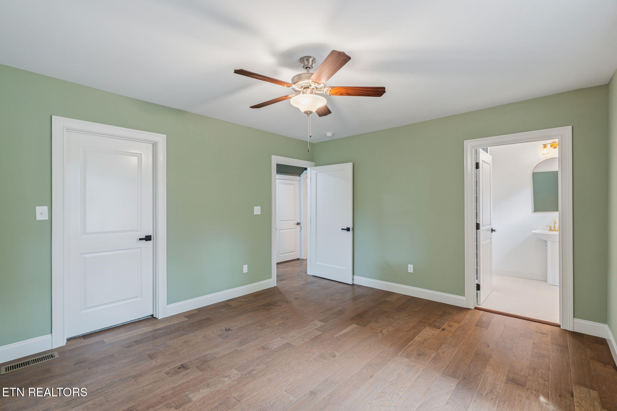 2456 Woodbine Avenue Knoxville TN 37917