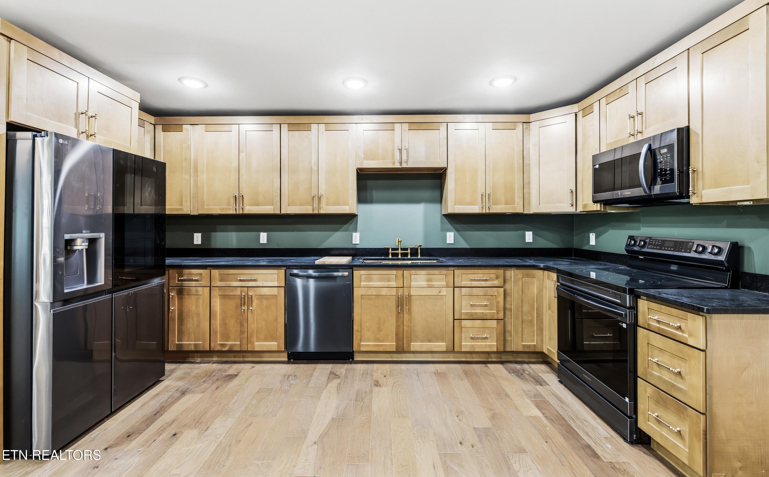 2456 Woodbine Avenue Knoxville TN 37917