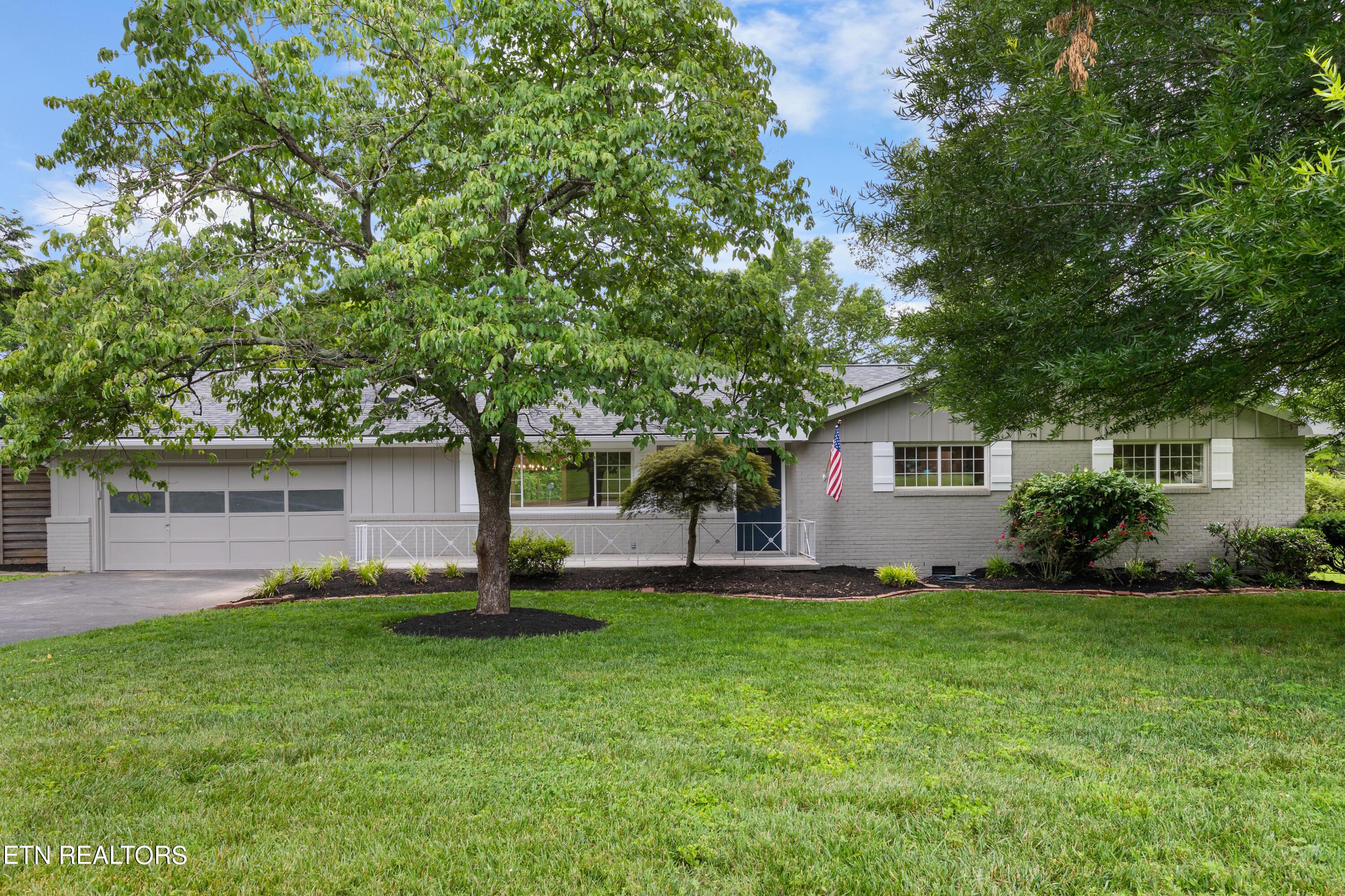 7017 Downing Drive Knoxville TN 37909