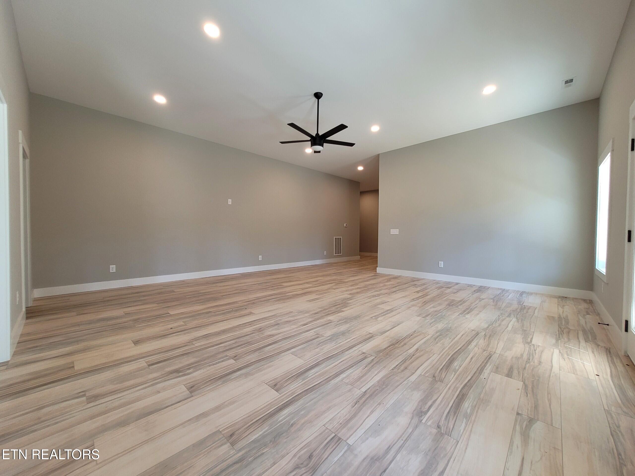 312 Cheeyo Lane Loudon TN 37774