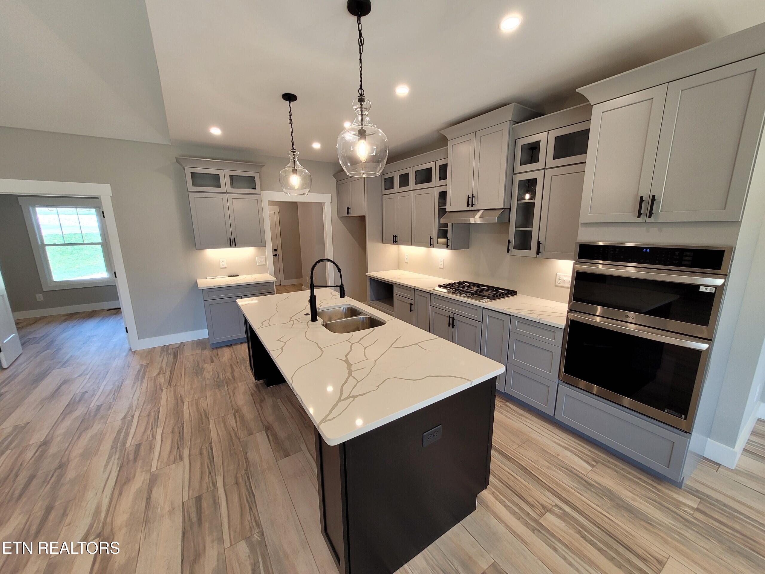 312 Cheeyo Lane Loudon TN 37774