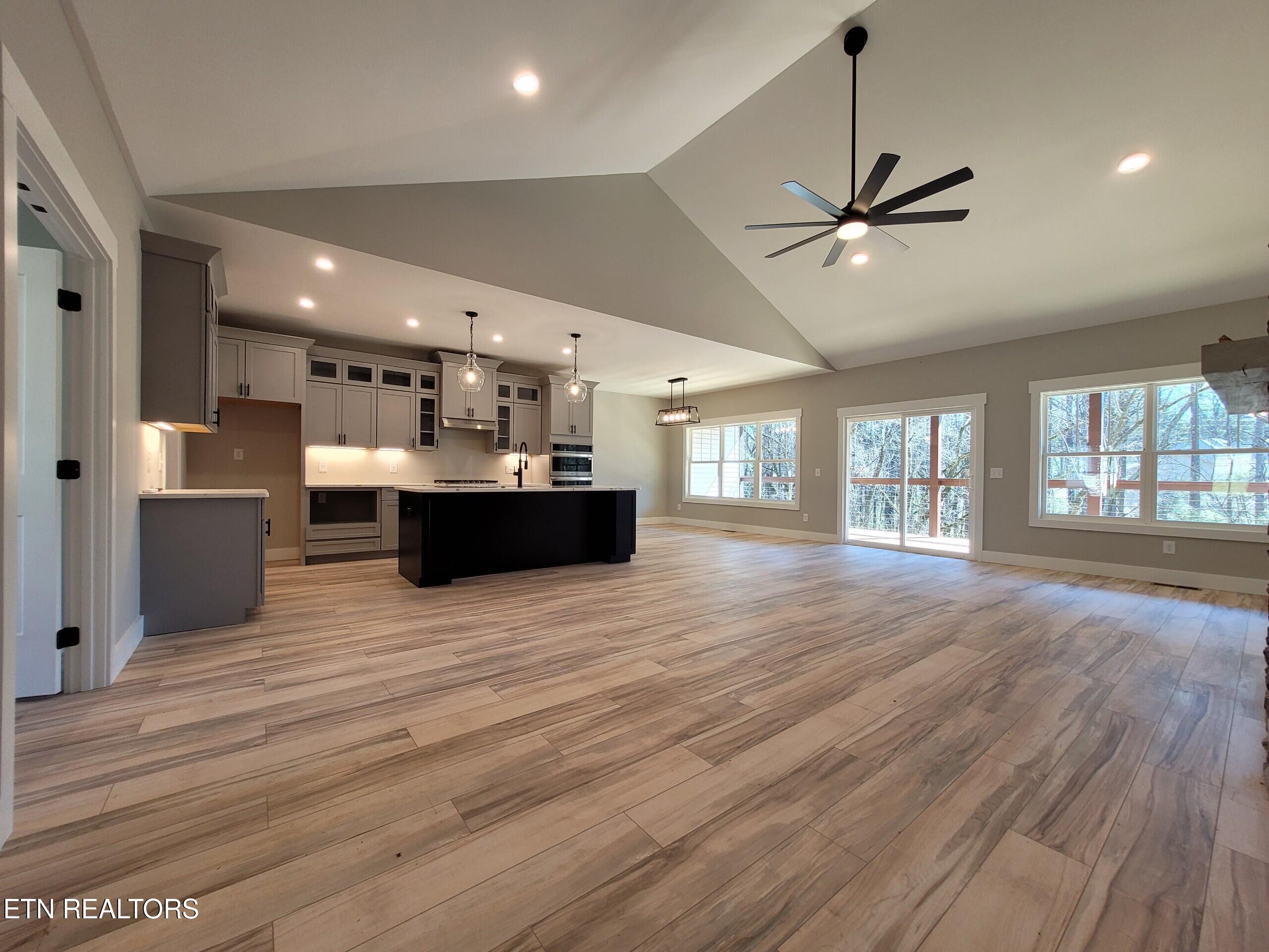 312 Cheeyo Lane Loudon TN 37774