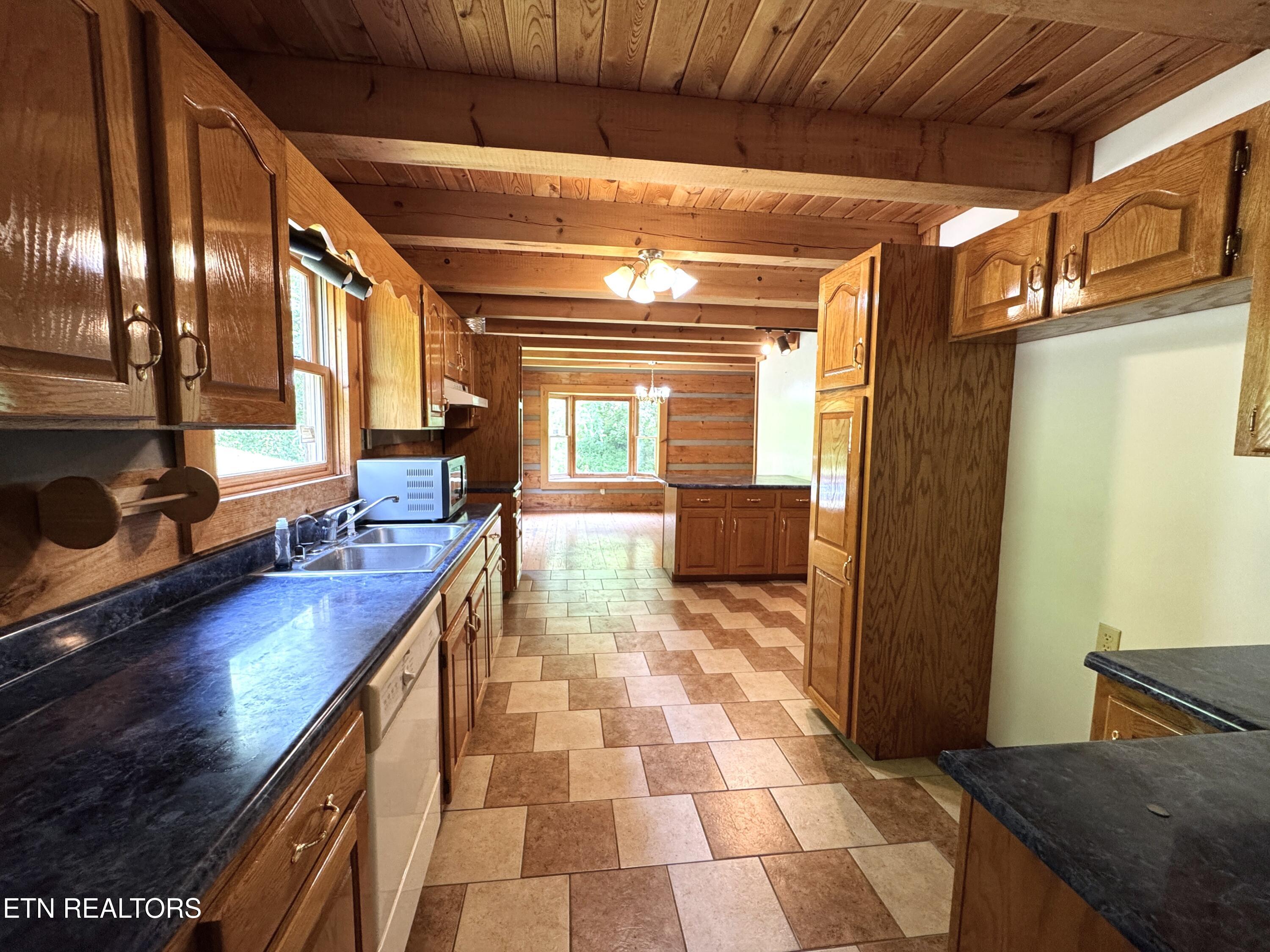 453 Trentham Hollow Road Parrottsville TN 37843