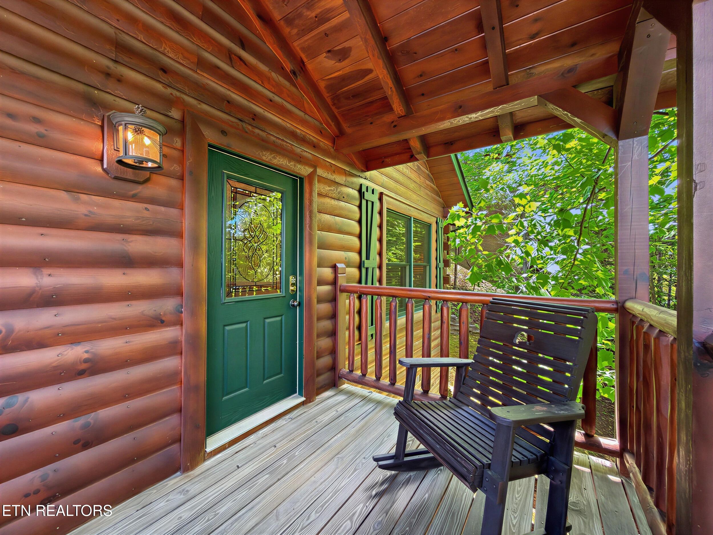 816 Spirit Loop Way Gatlinburg TN 37738