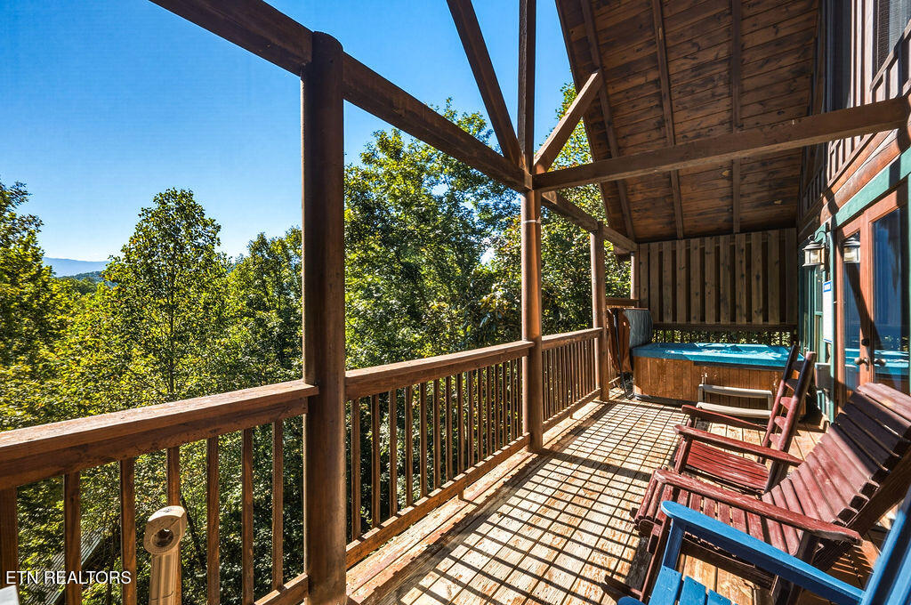 4445 Forest Vista Way Pigeon Forge TN 37863