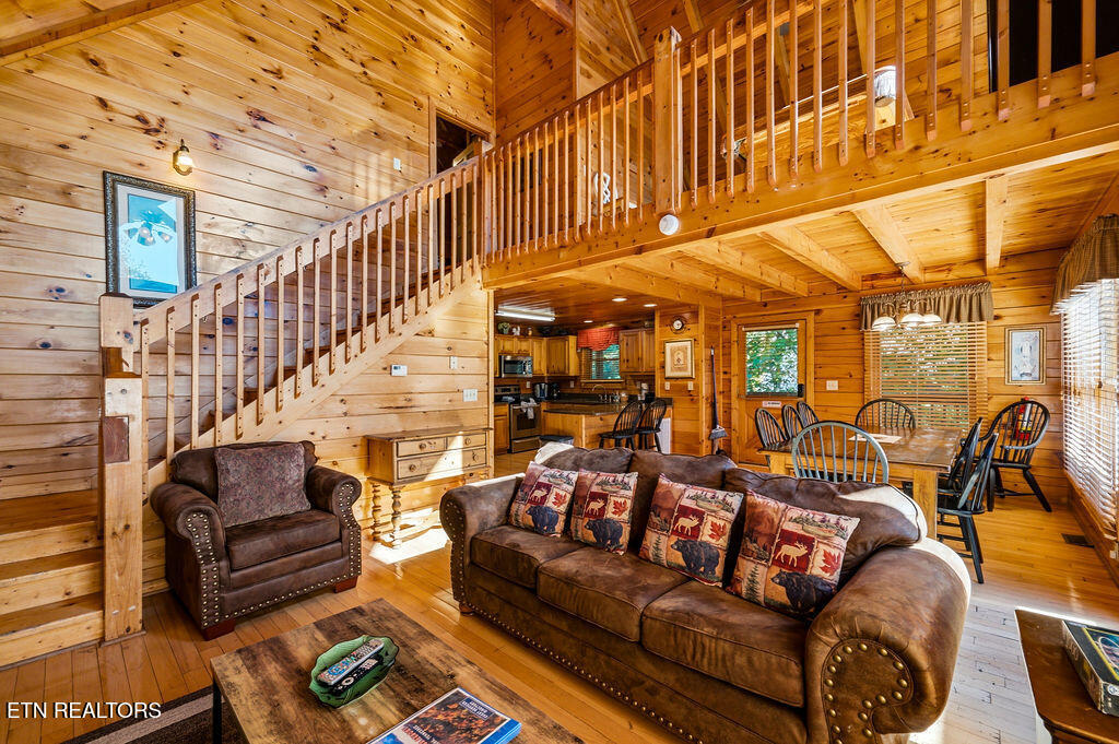 4445 Forest Vista Way Pigeon Forge TN 37863