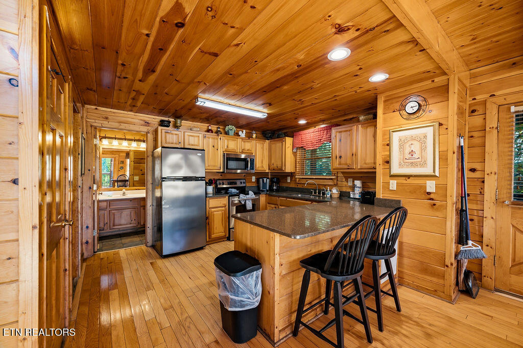 4445 Forest Vista Way Pigeon Forge TN 37863