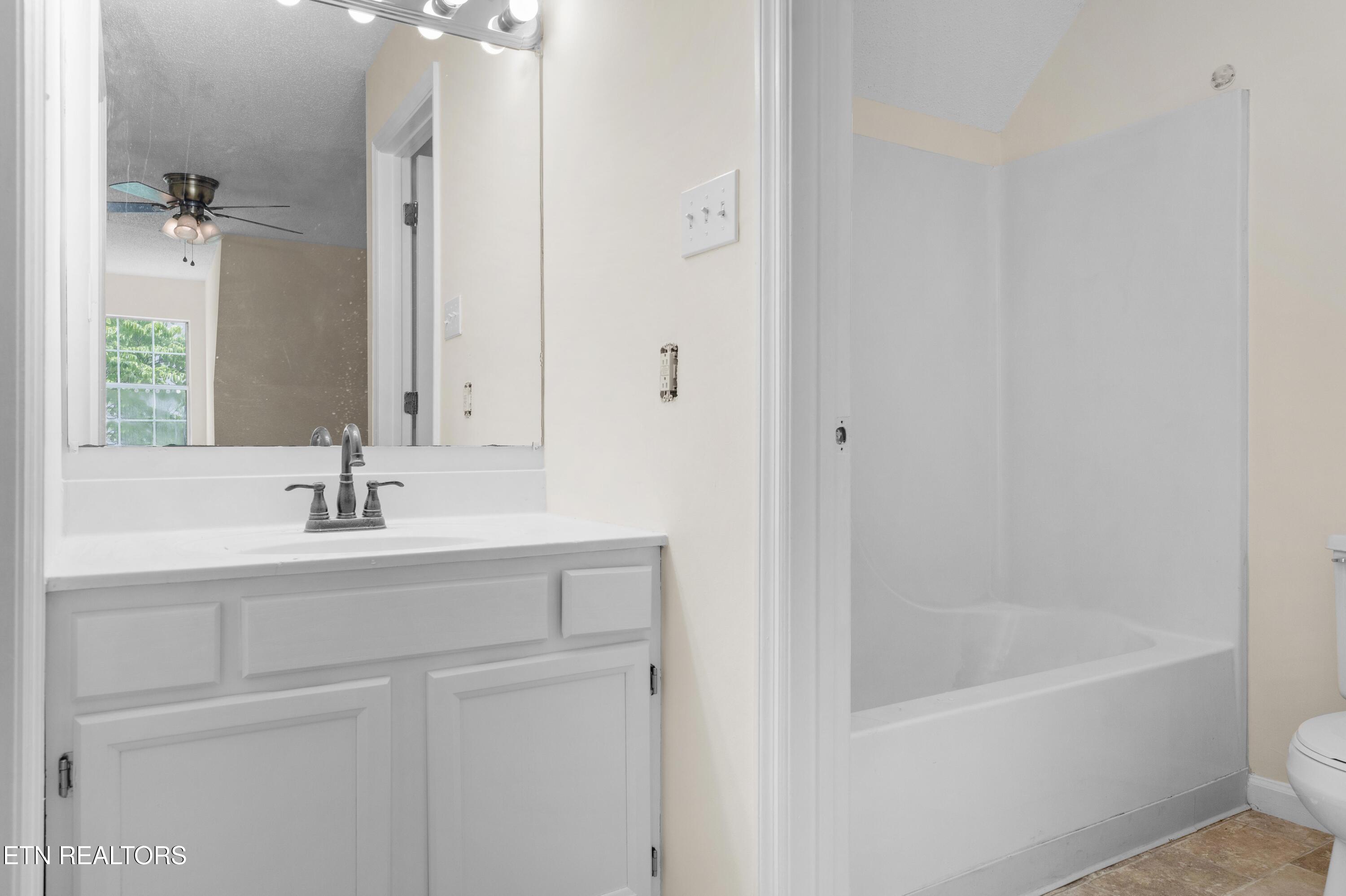 5304 Trace Manor Lane Knoxville TN 37912