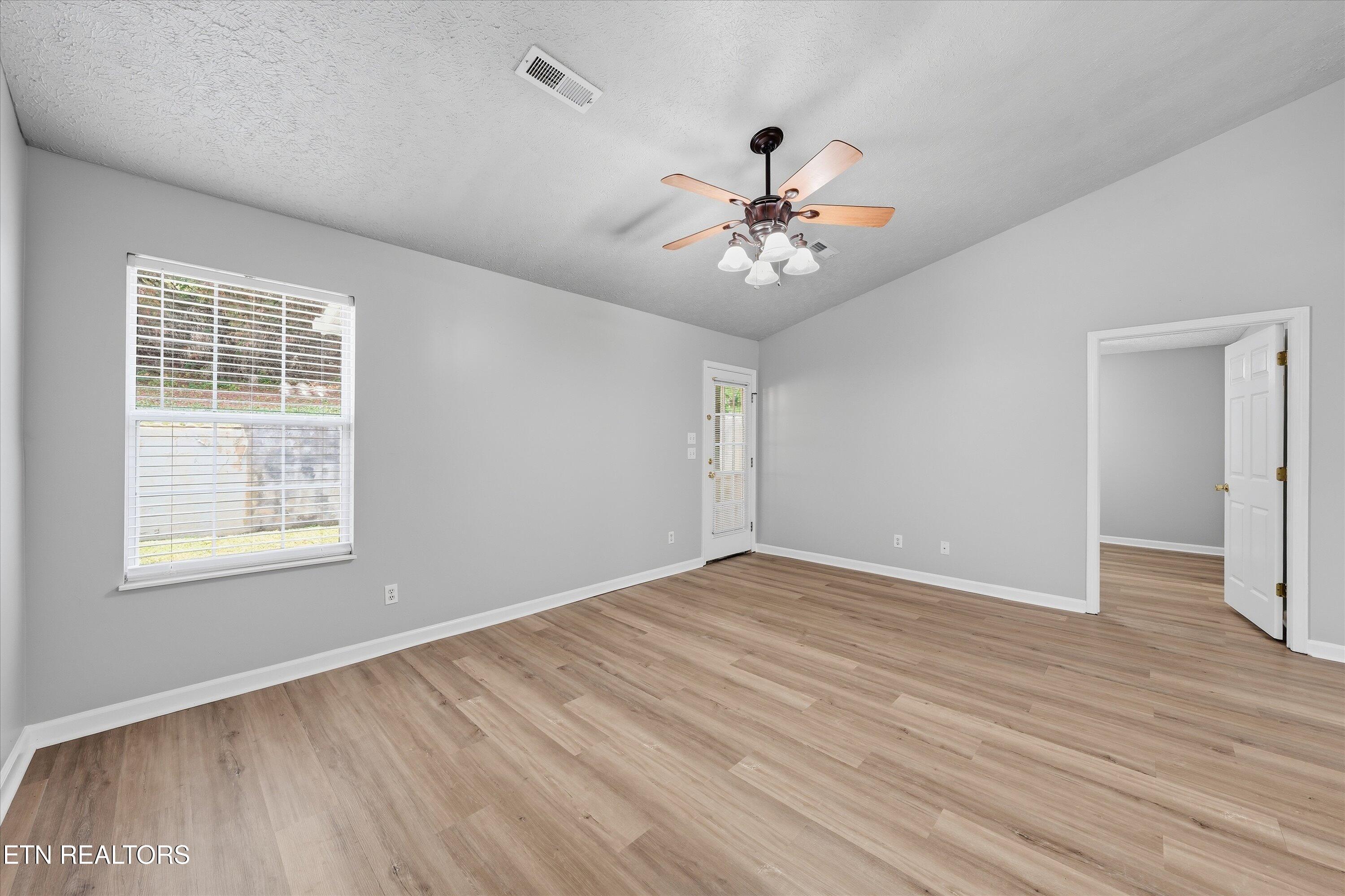 4055 Darwin Way Knoxville TN 37918