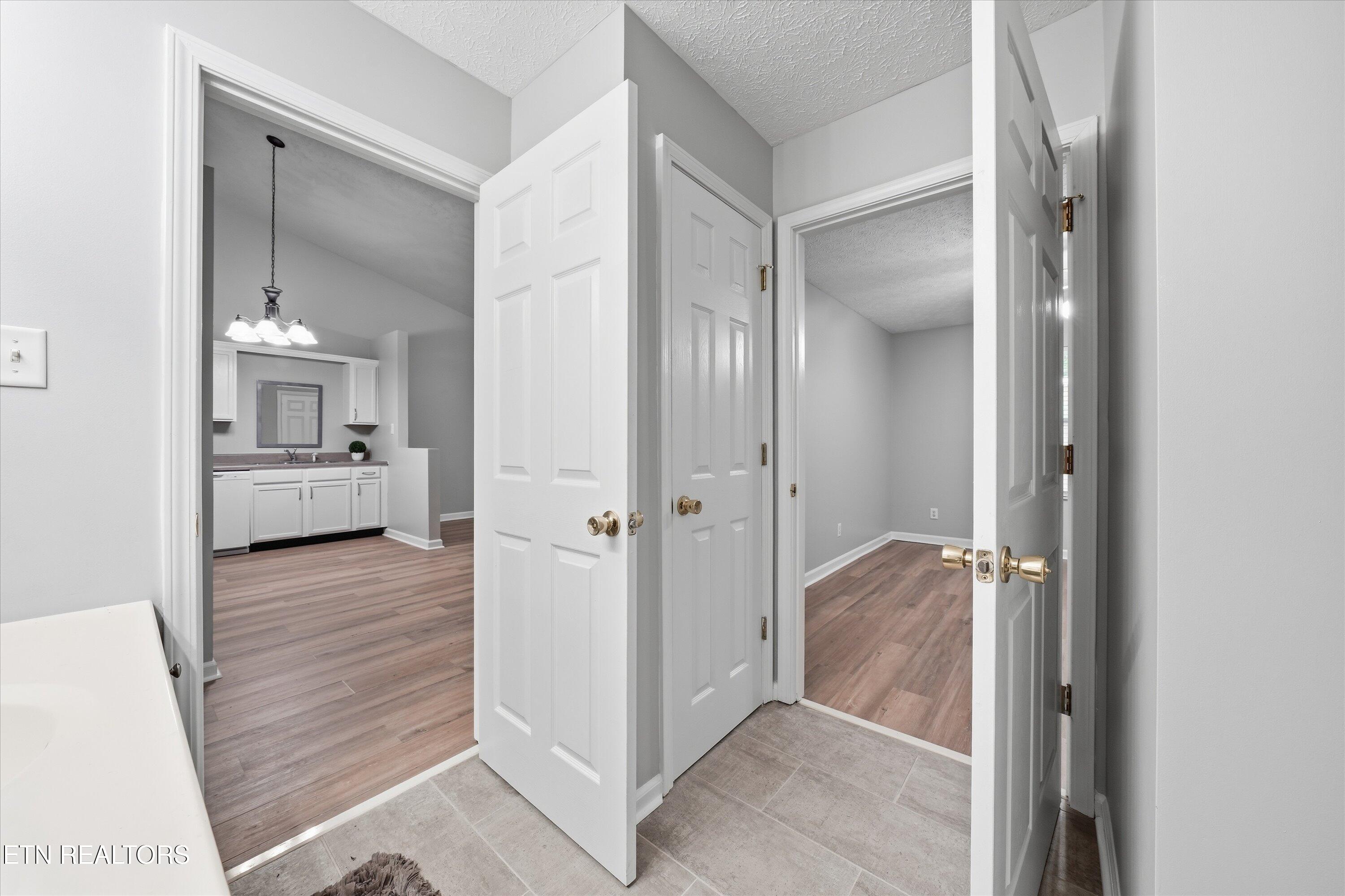 4055 Darwin Way Knoxville TN 37918