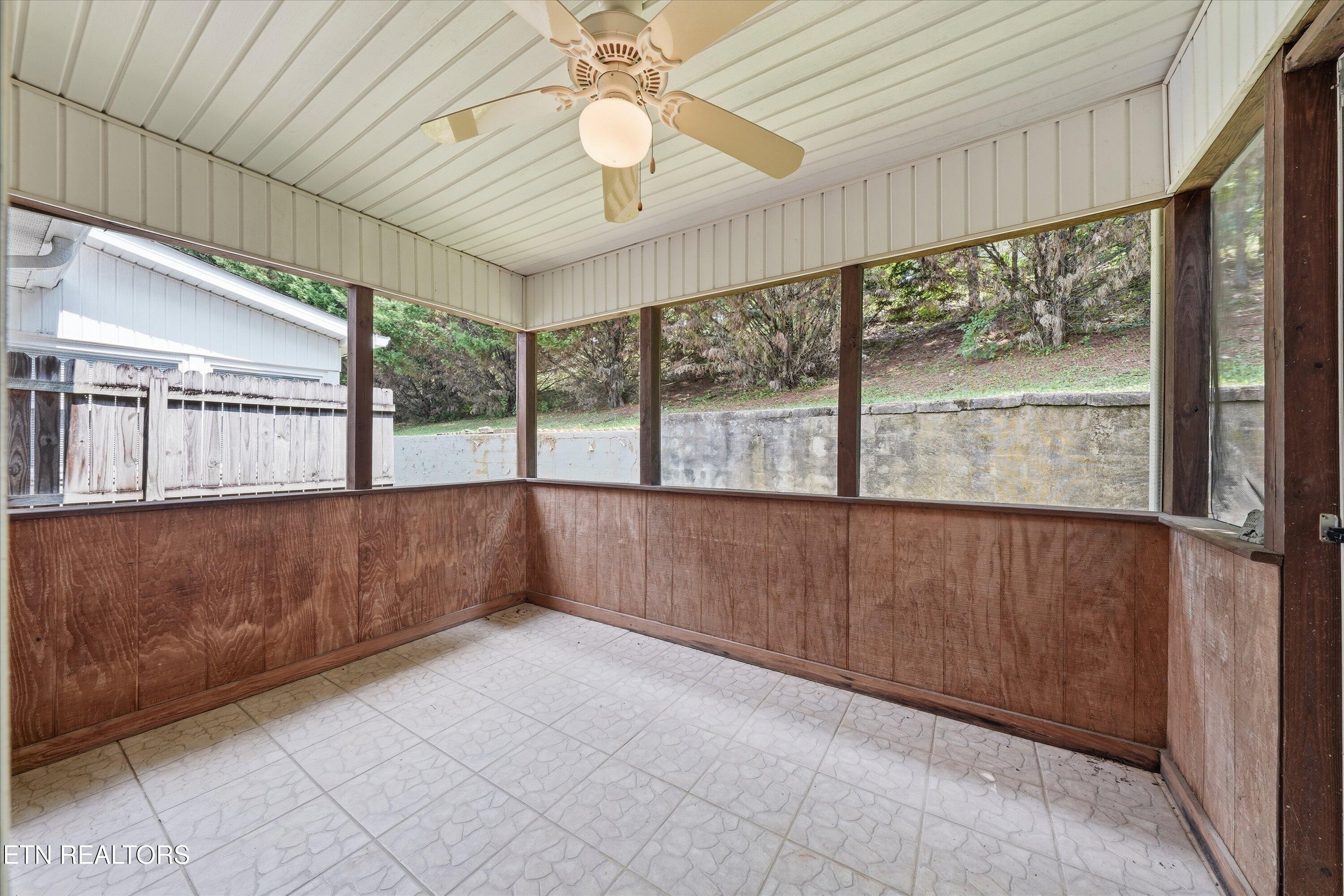 4055 Darwin Way Knoxville TN 37918