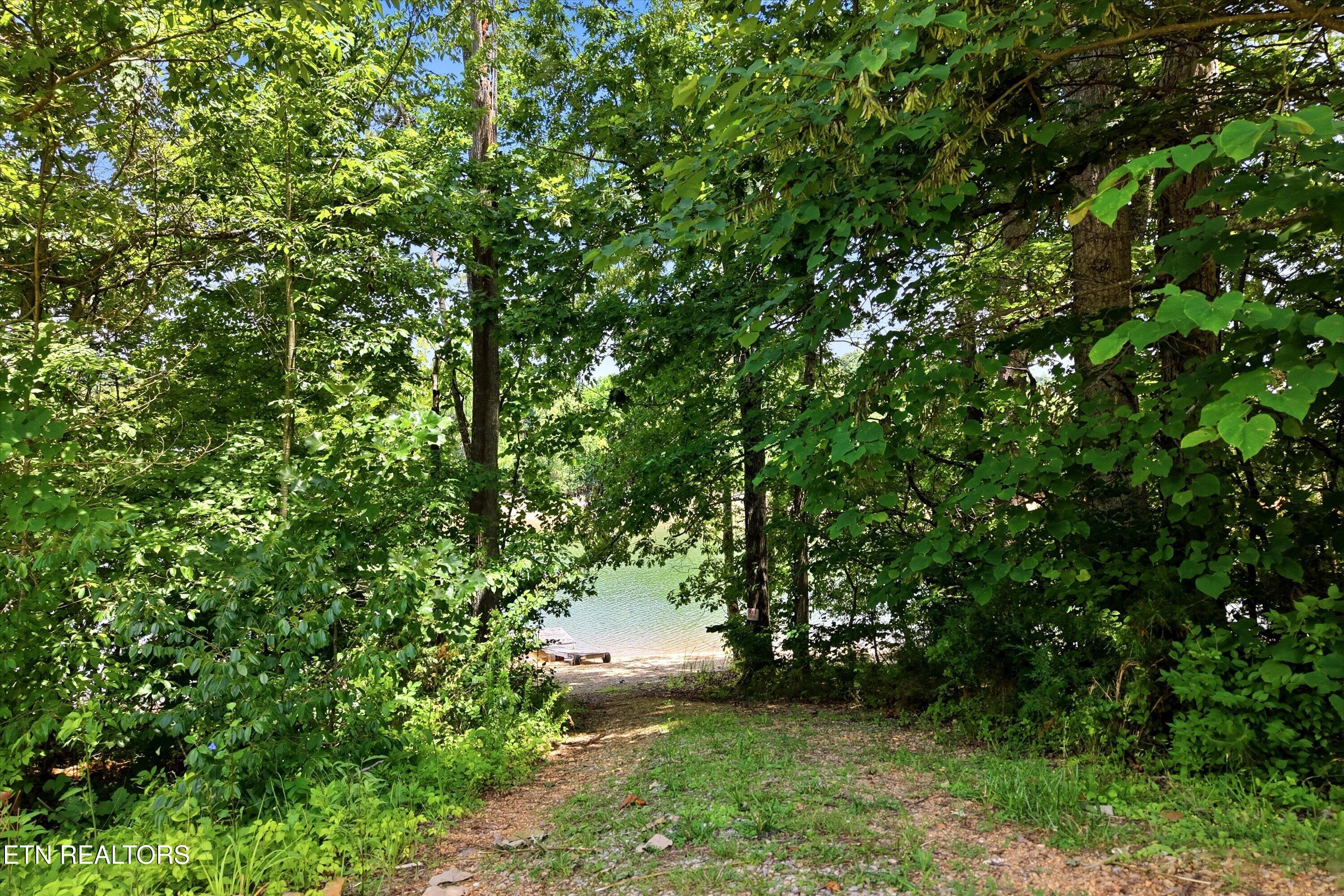 7531 W Pierce Drive Talbott TN 37877