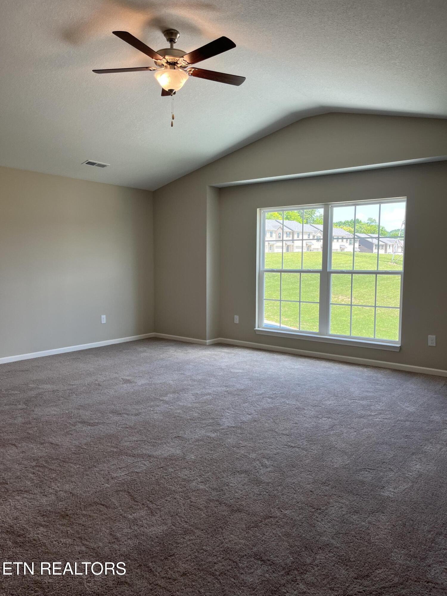 8910 Keenberg Lane Knoxville TN 37931