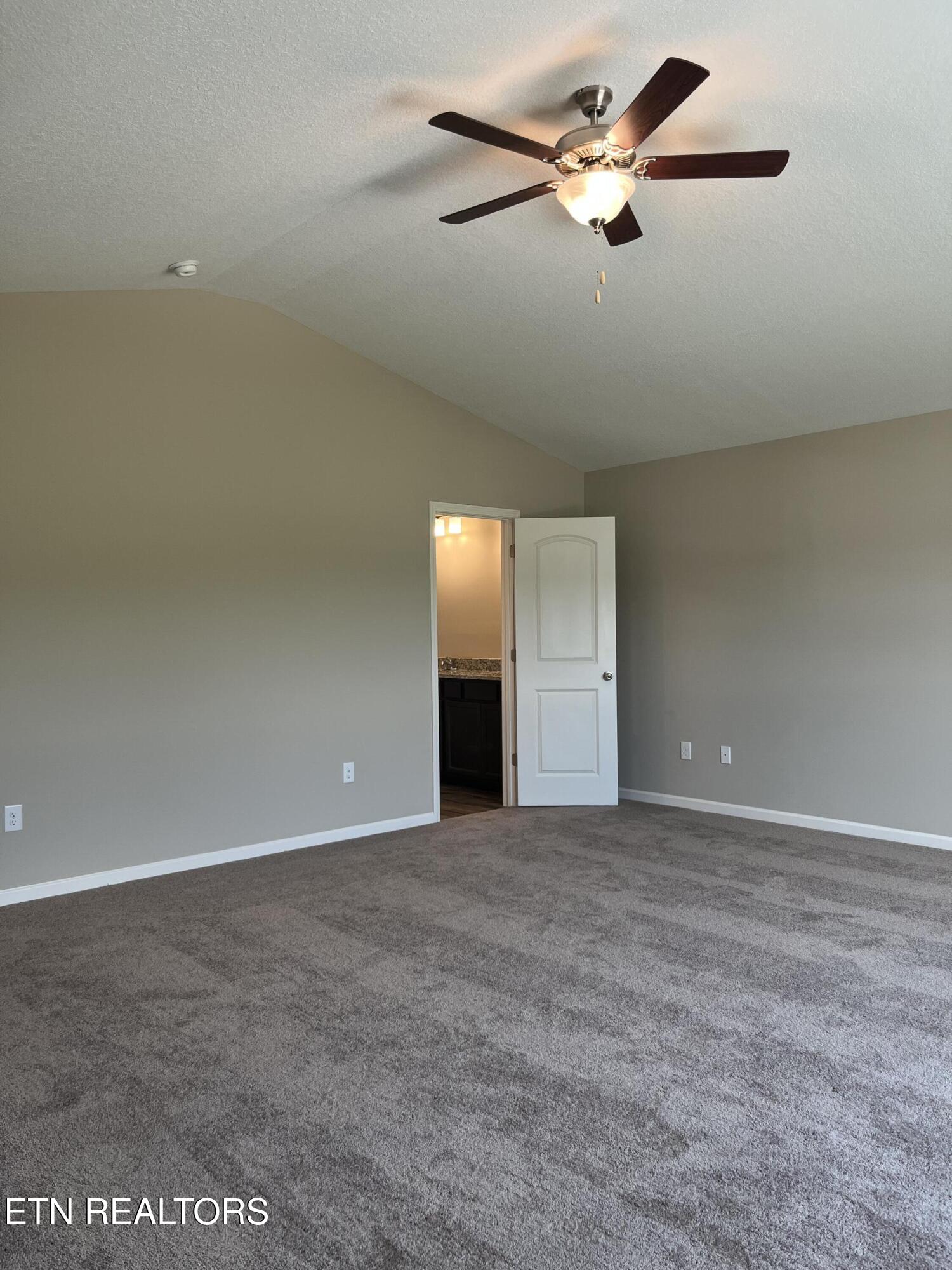8910 Keenberg Lane Knoxville TN 37931