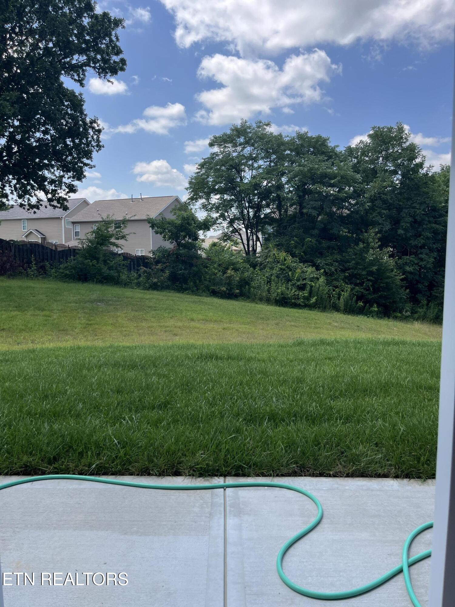 8910 Keenberg Lane Knoxville TN 37931