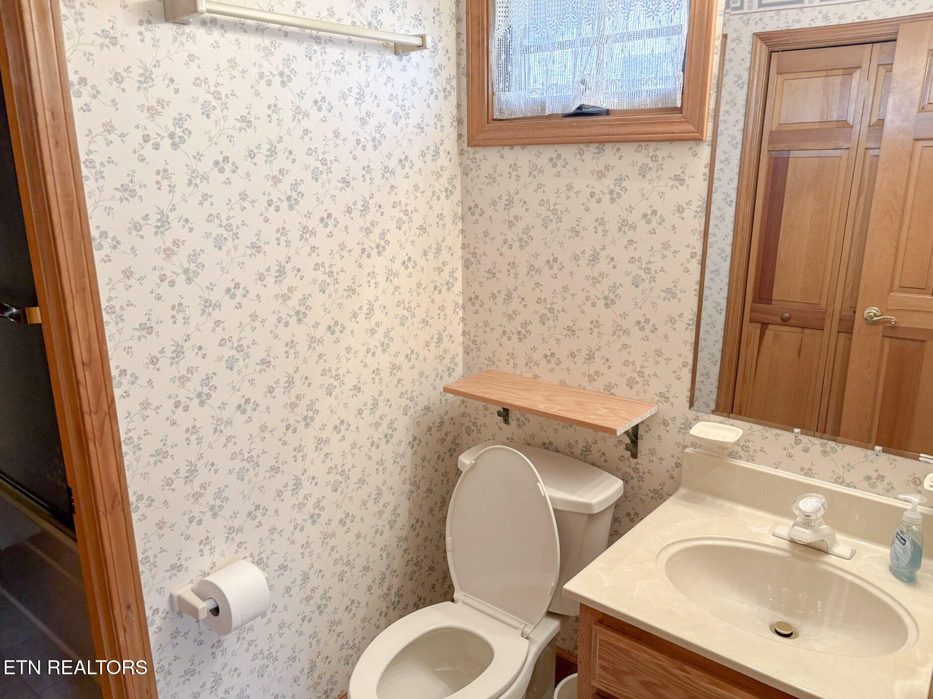 9027 Cherokee Trail Crossville TN 38572