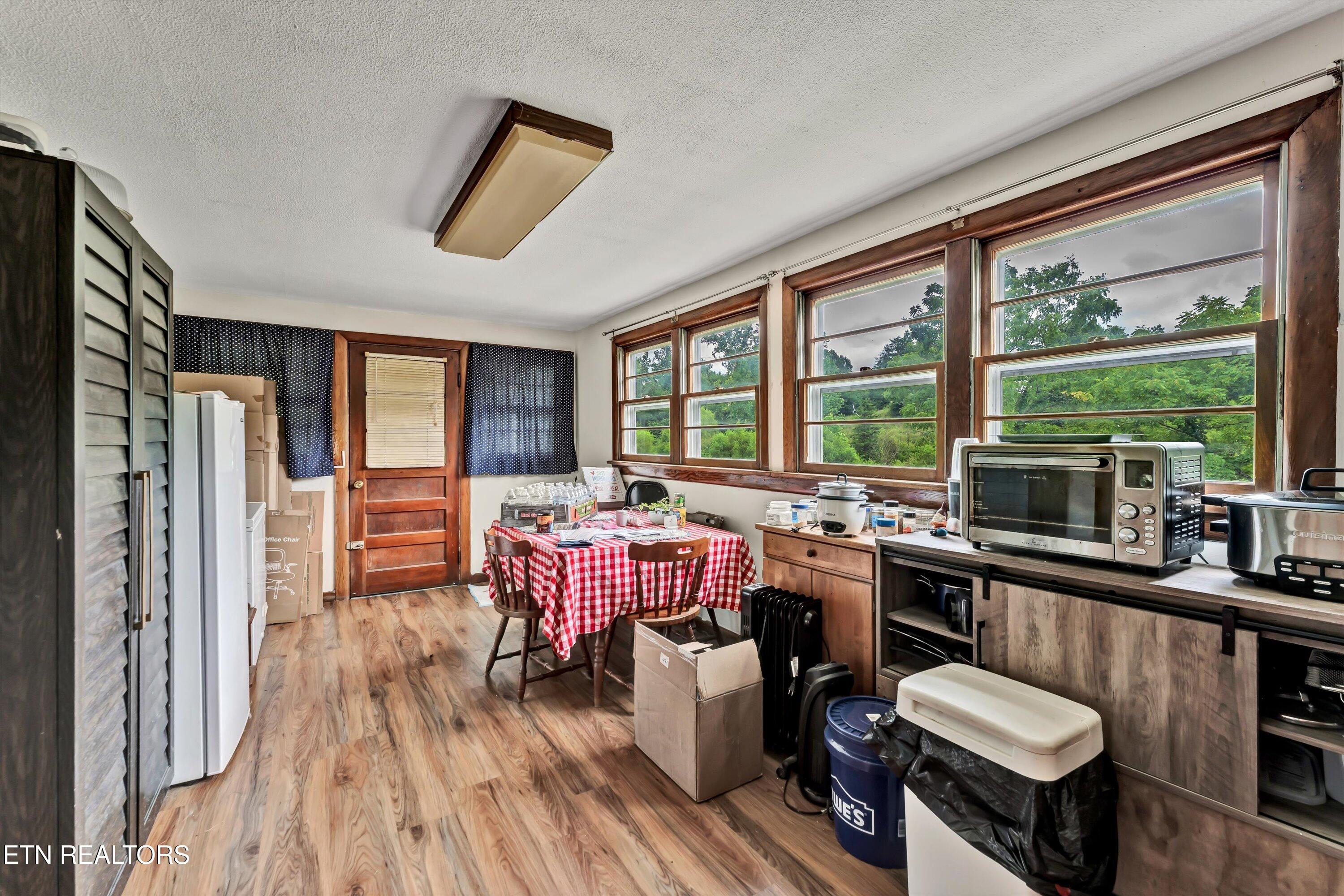 123 Sexton Lane Clinton TN 37716