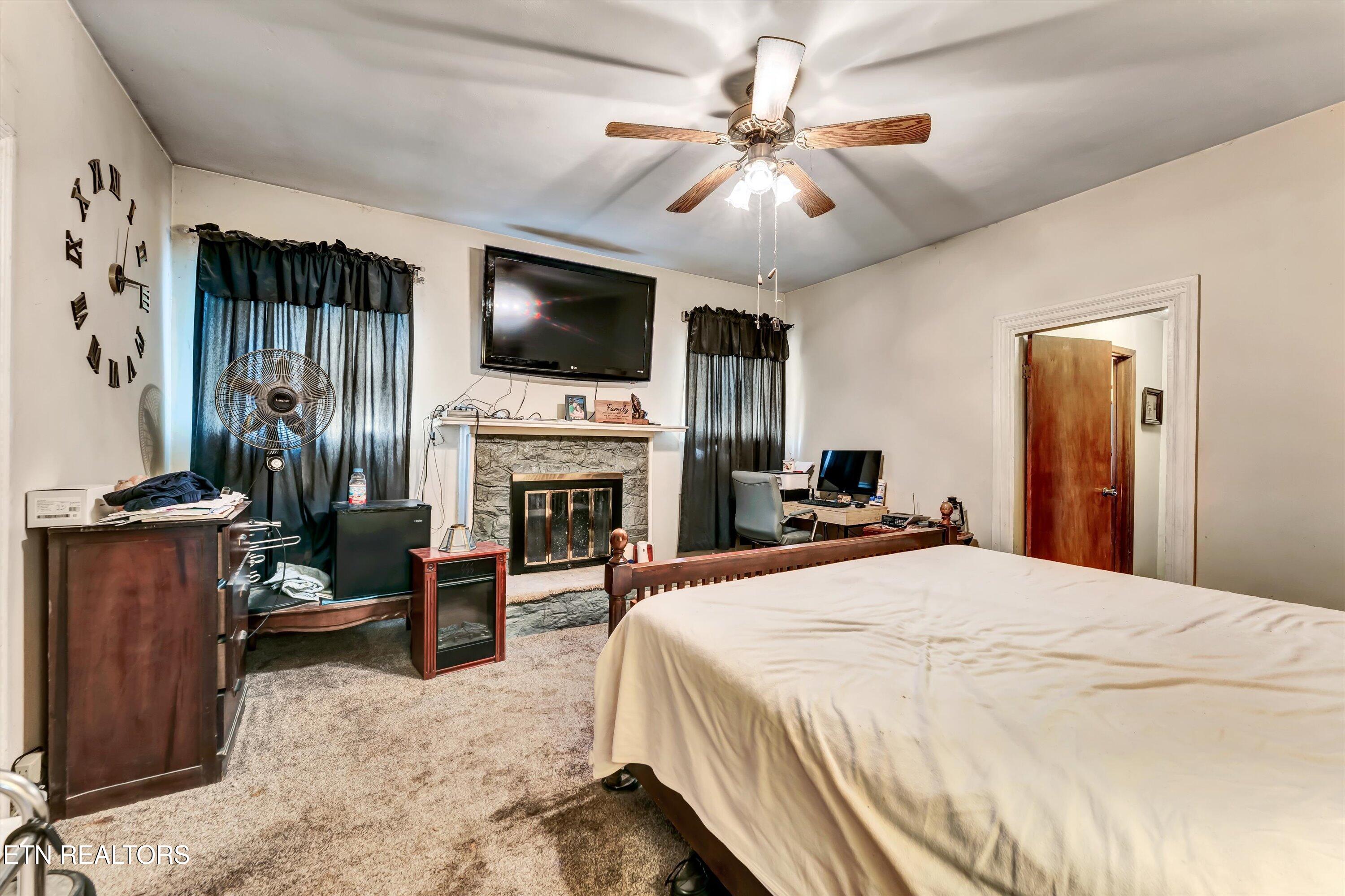 123 Sexton Lane Clinton TN 37716